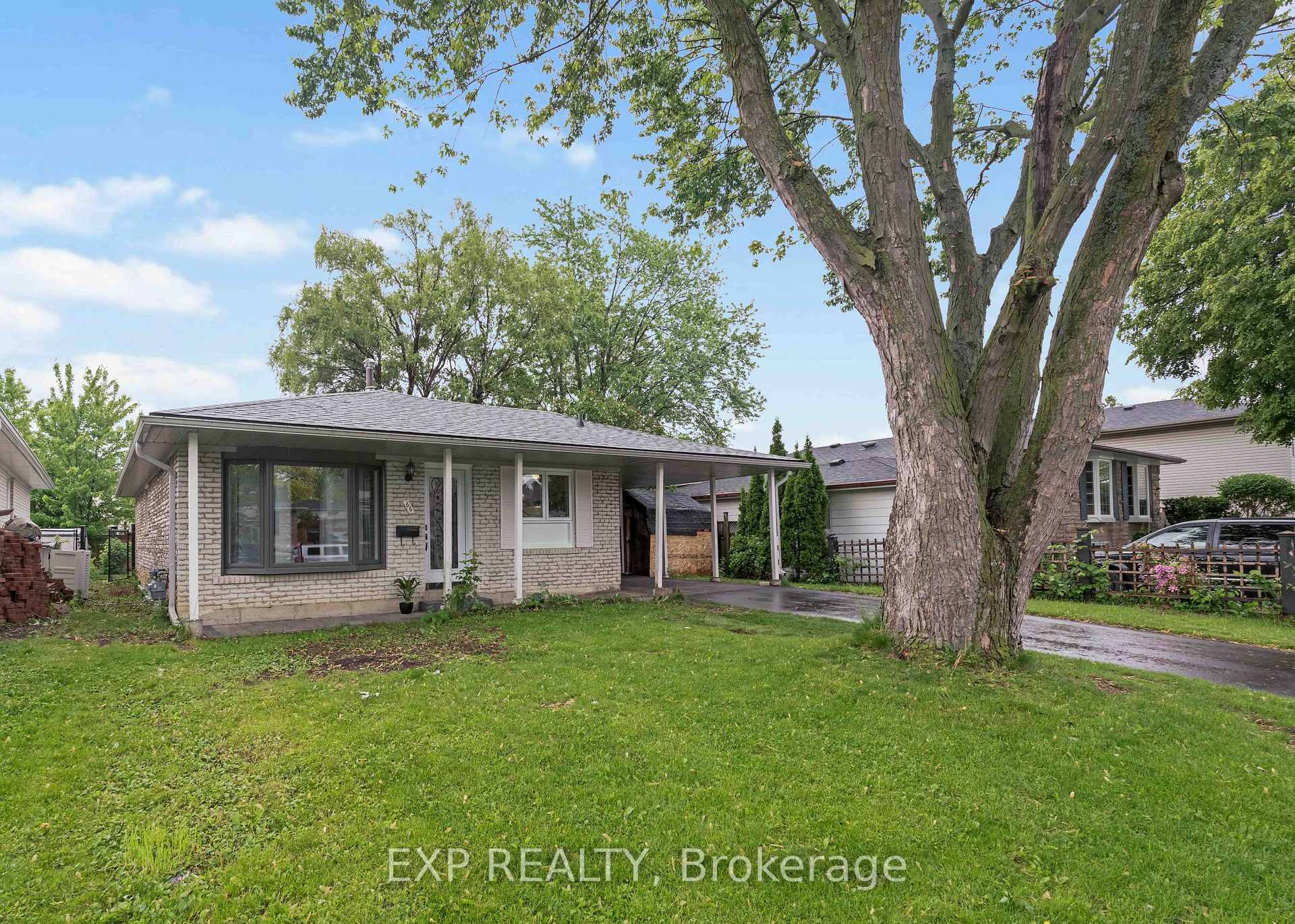 Photo 4 of 66 Ferndale Crescent, Brampton, Brampton East — HOMEH