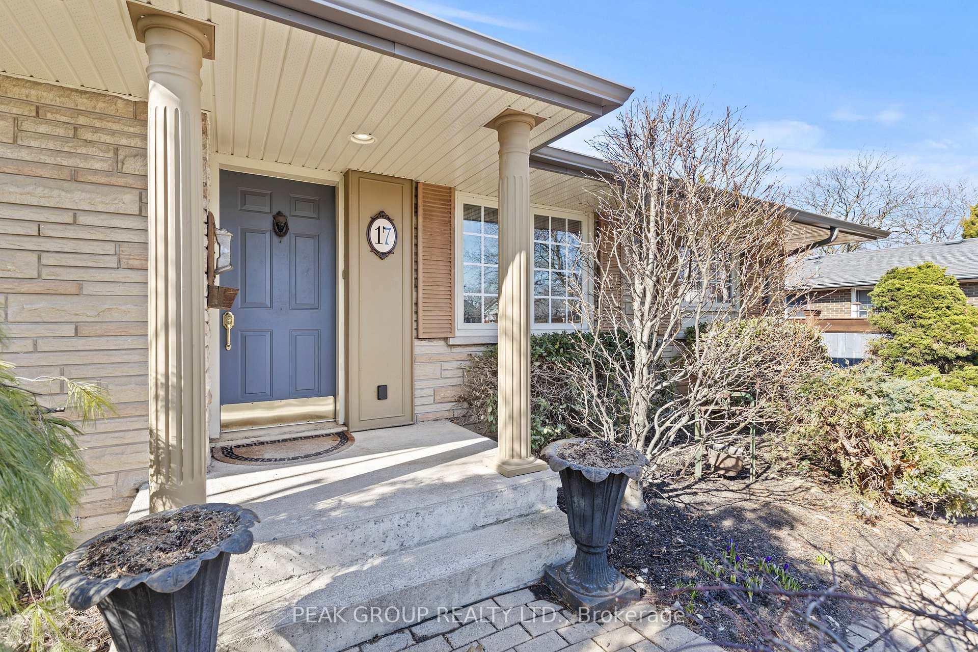 Photo 21 of 17 Trelawne Drive, St. Catharines, Vine/Linwell — HOMEH
