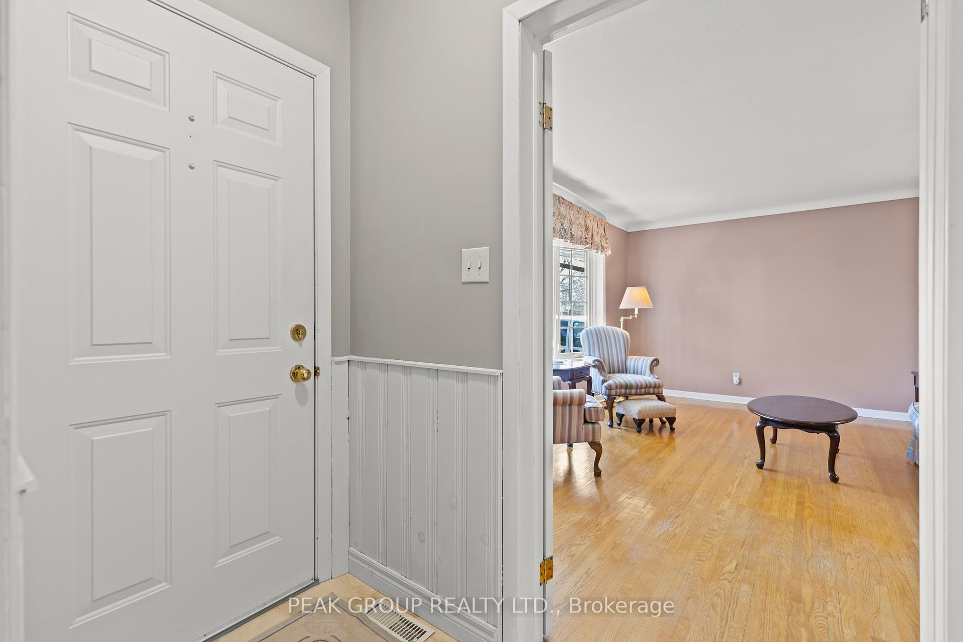 Photo 14 of 17 Trelawne Drive, St. Catharines, Vine/Linwell — HOMEH