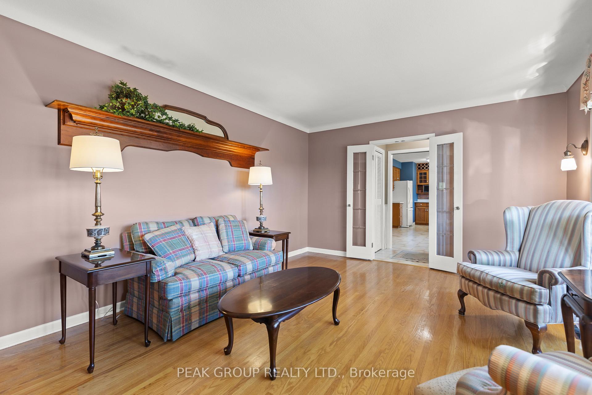 Photo 15 of 17 Trelawne Drive, St. Catharines, Vine/Linwell — HOMEH