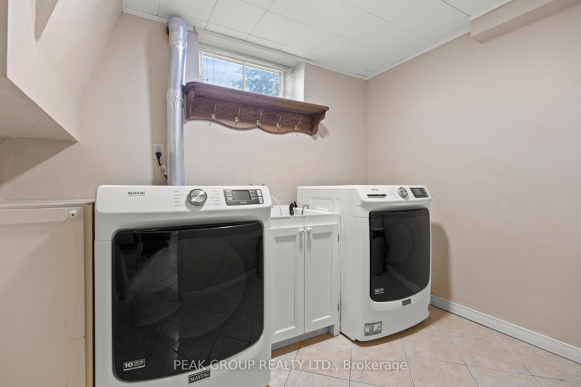 Photo 18 of 17 Trelawne Drive, St. Catharines, Vine/Linwell — HOMEH