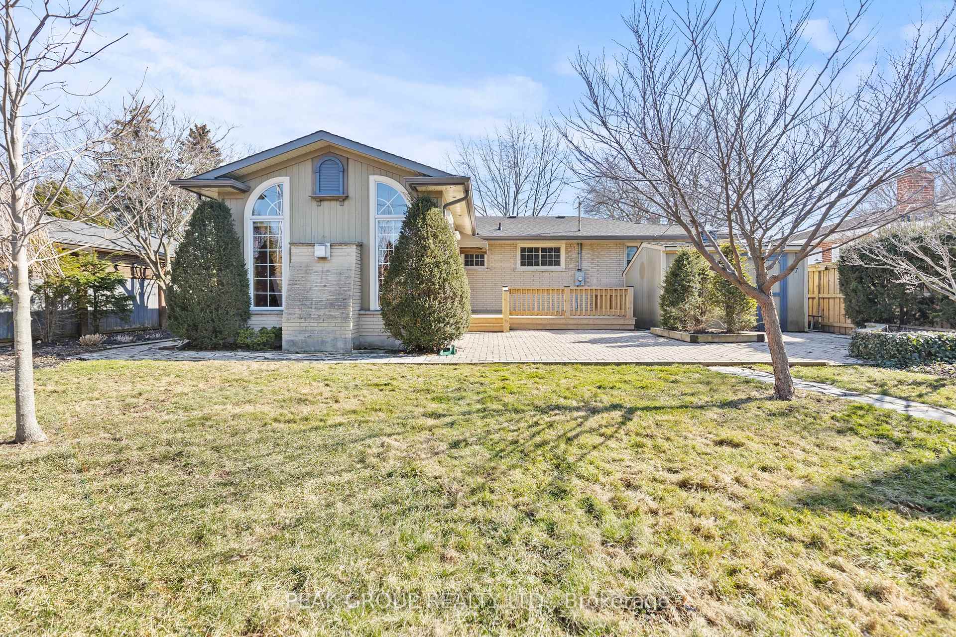 Photo 33 of 17 Trelawne Drive, St. Catharines, Vine/Linwell — HOMEH
