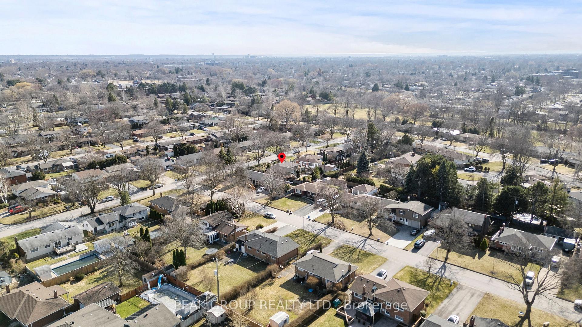 Photo 29 of 17 Trelawne Drive, St. Catharines, Vine/Linwell — HOMEH