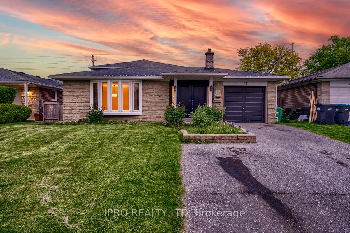 Photo 2 of 27 Caldwell Crescent, Brampton, Brampton East — HOMEH