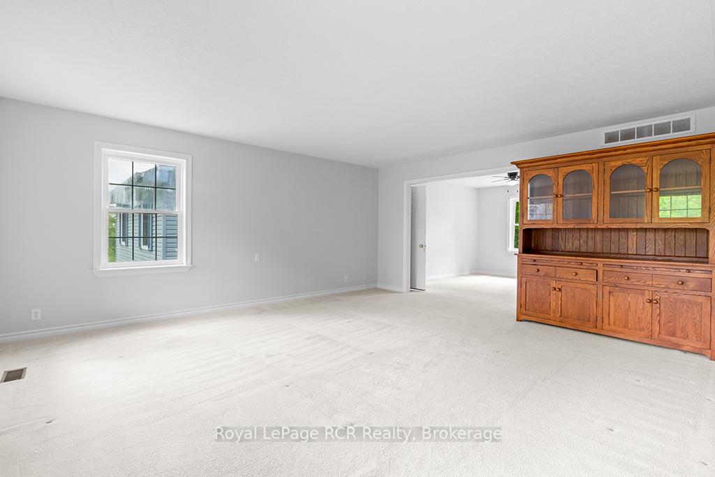 Photo 15 of 796172 East Back Line, Chatsworth — HOMEH