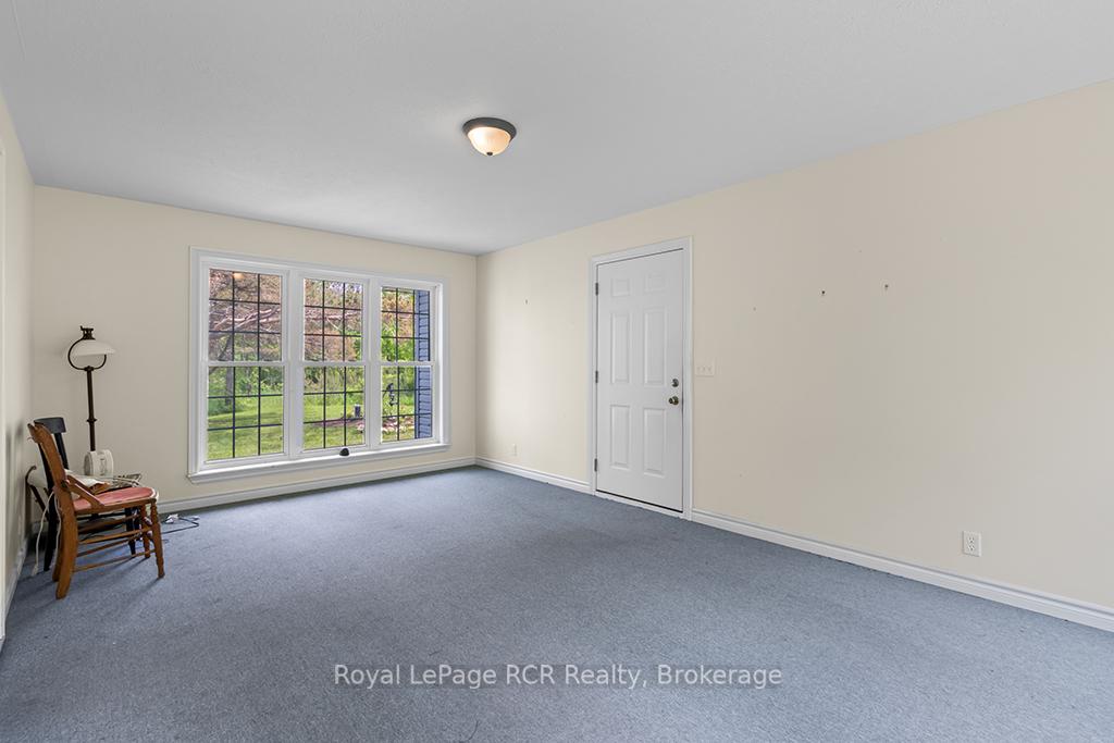 Photo 11 of 796172 East Back Line, Chatsworth — HOMEH