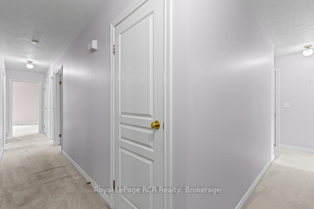 Photo 16 of 796172 East Back Line, Chatsworth — HOMEH