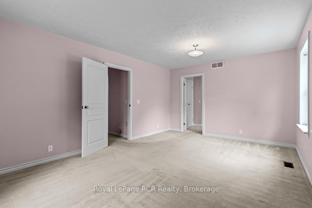 Photo 19 of 796172 East Back Line, Chatsworth — HOMEH
