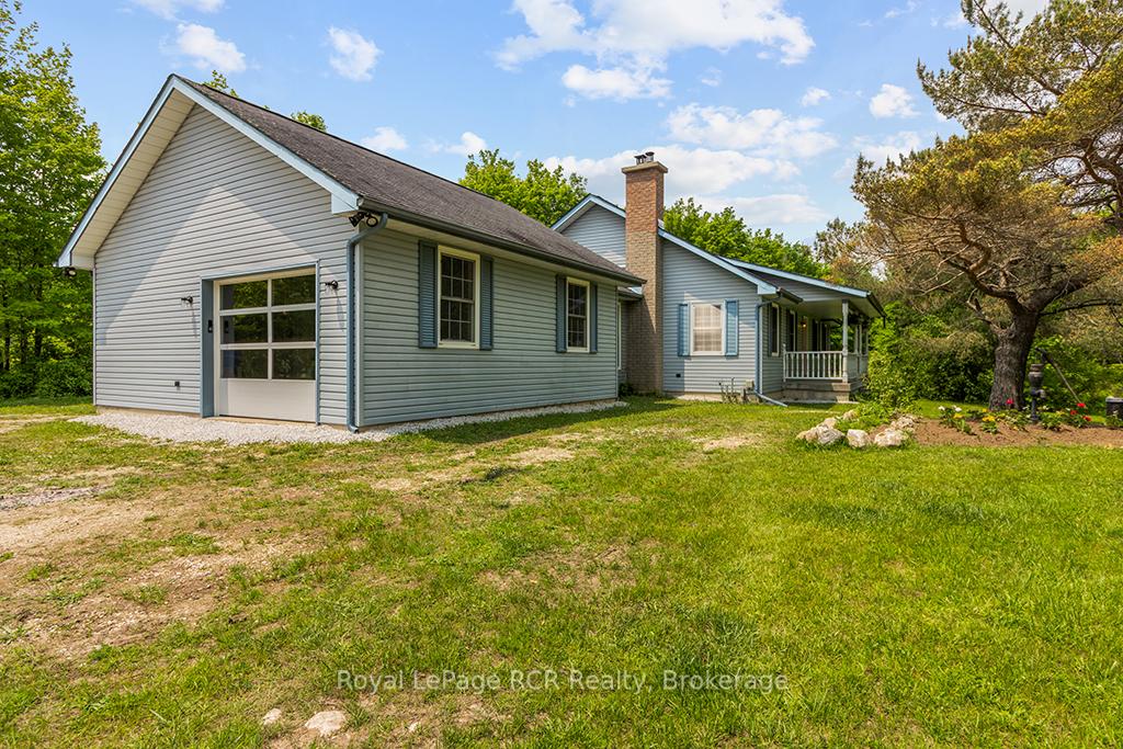 Photo 45 of 796172 East Back Line, Chatsworth — HOMEH
