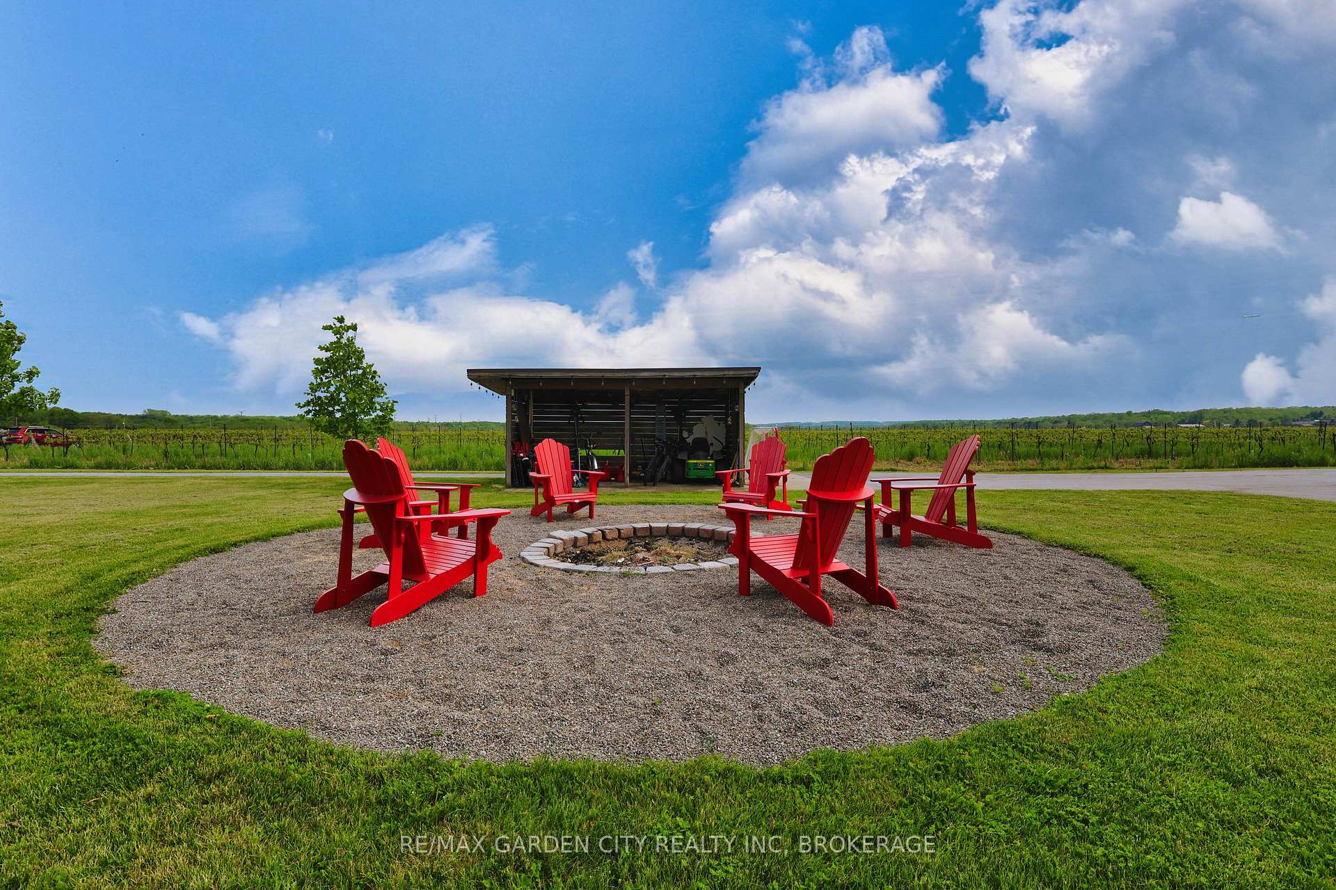 Photo 7 of 2783 Third Street, St. Catharines, Rural Eighth — HOMEH