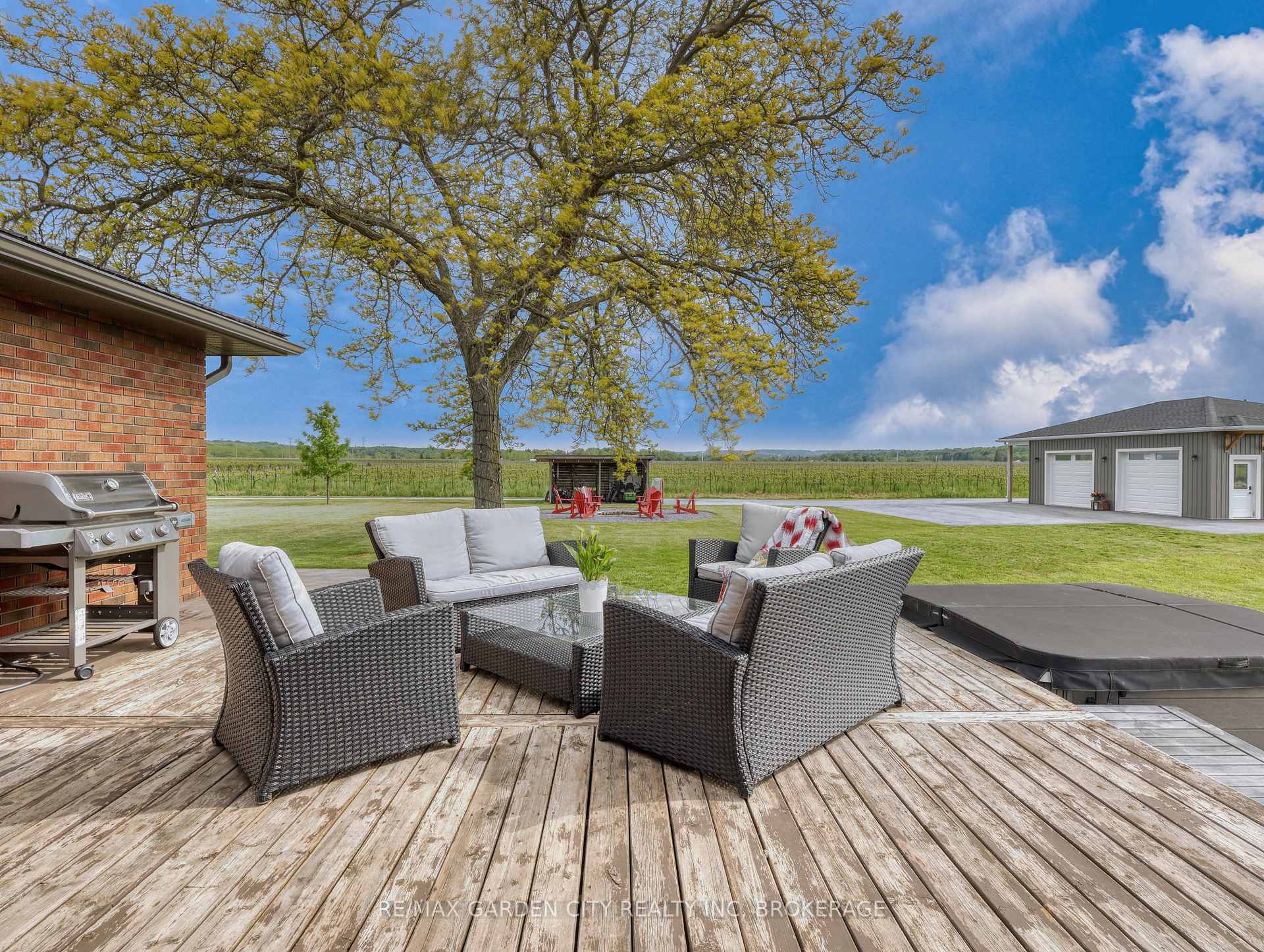 Photo 20 of 2783 Third Street, St. Catharines, Rural Eighth — HOMEH