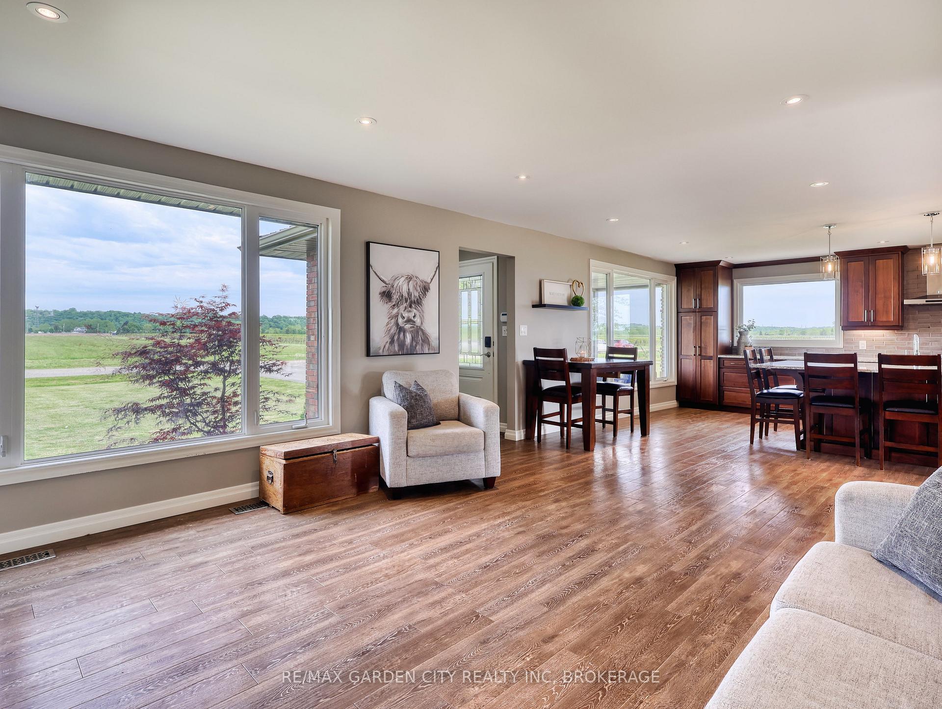 Photo 12 of 2783 Third Street, St. Catharines, Rural Eighth — HOMEH