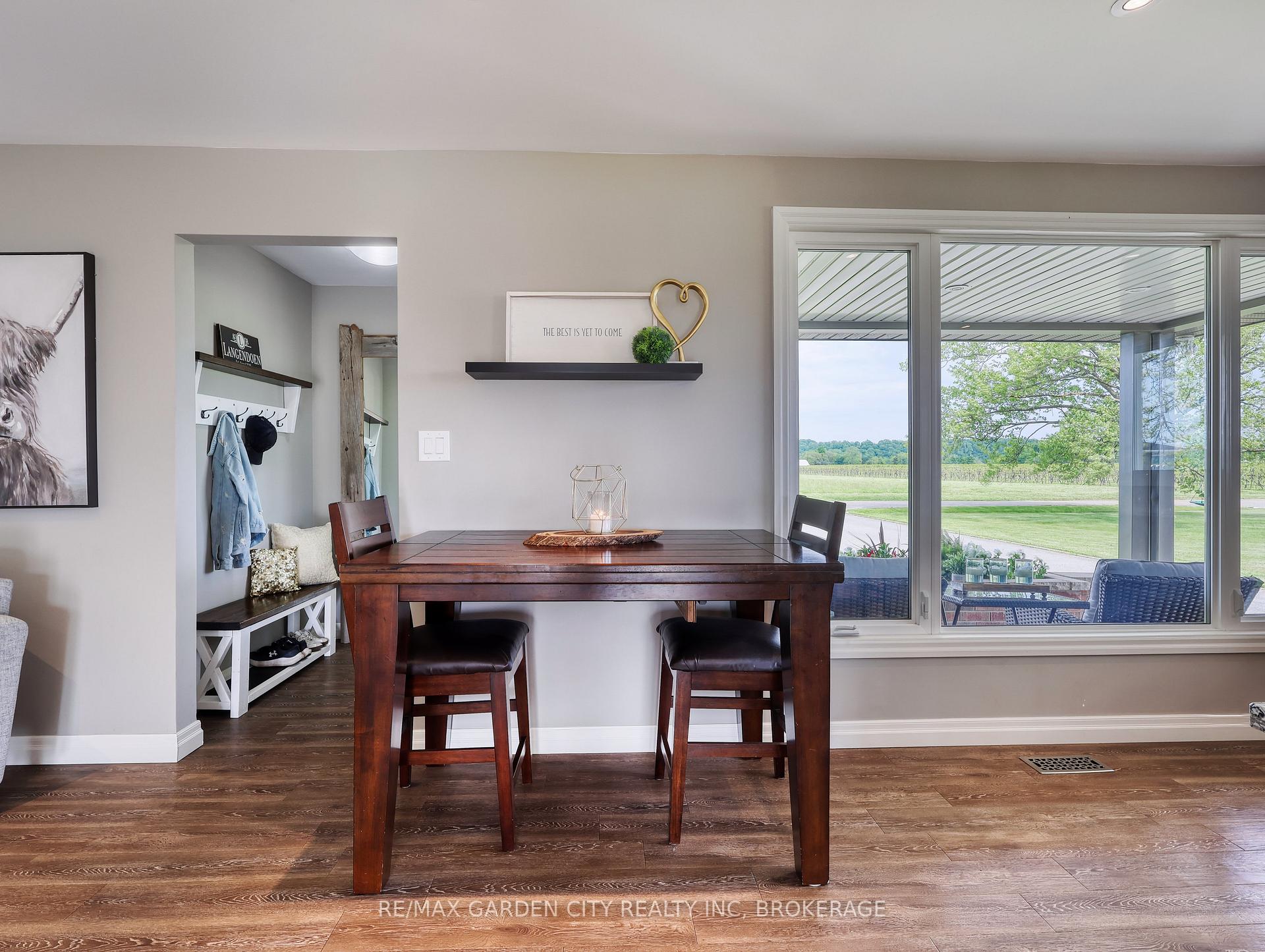 Photo 6 of 2783 Third Street, St. Catharines, Rural Eighth — HOMEH
