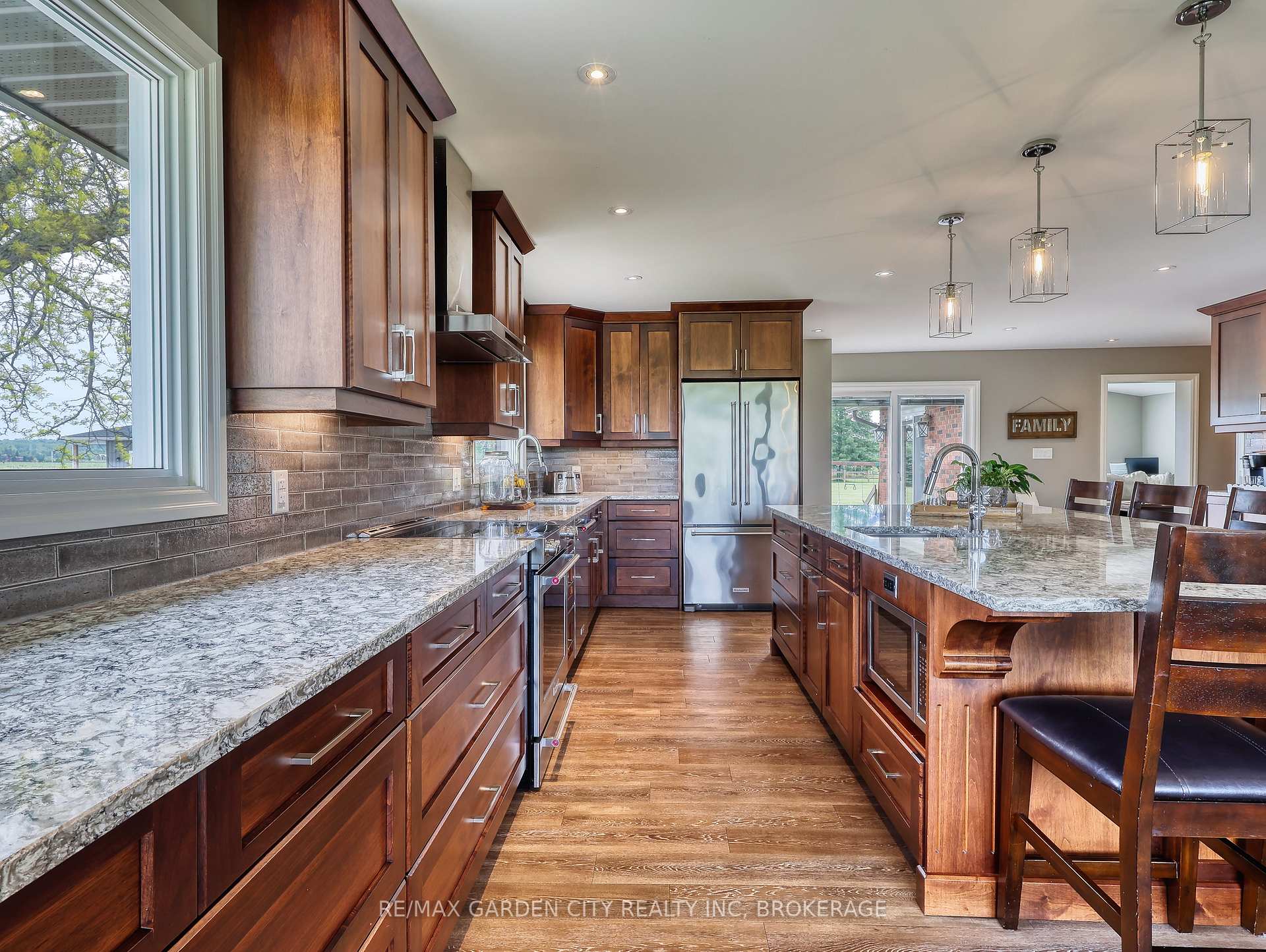 Photo 16 of 2783 Third Street, St. Catharines, Rural Eighth — HOMEH