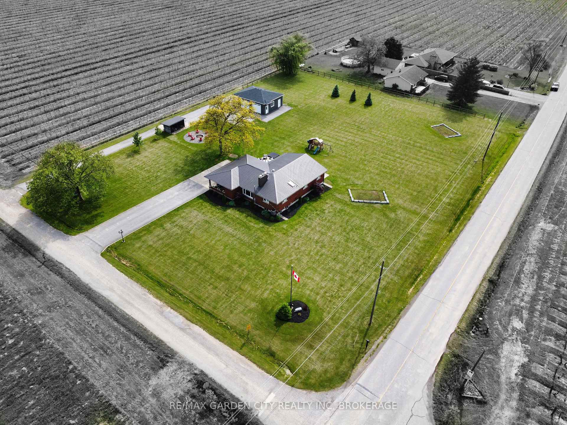Photo 47 of 2783 Third Street, St. Catharines, Rural Eighth — HOMEH