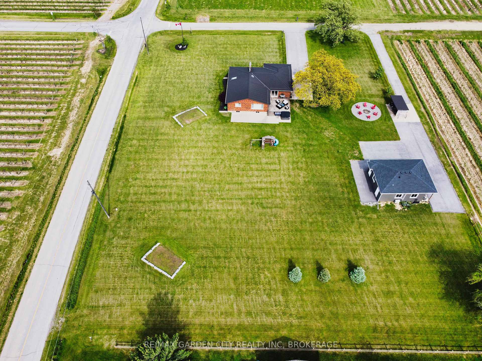 Photo 48 of 2783 Third Street, St. Catharines, Rural Eighth — HOMEH