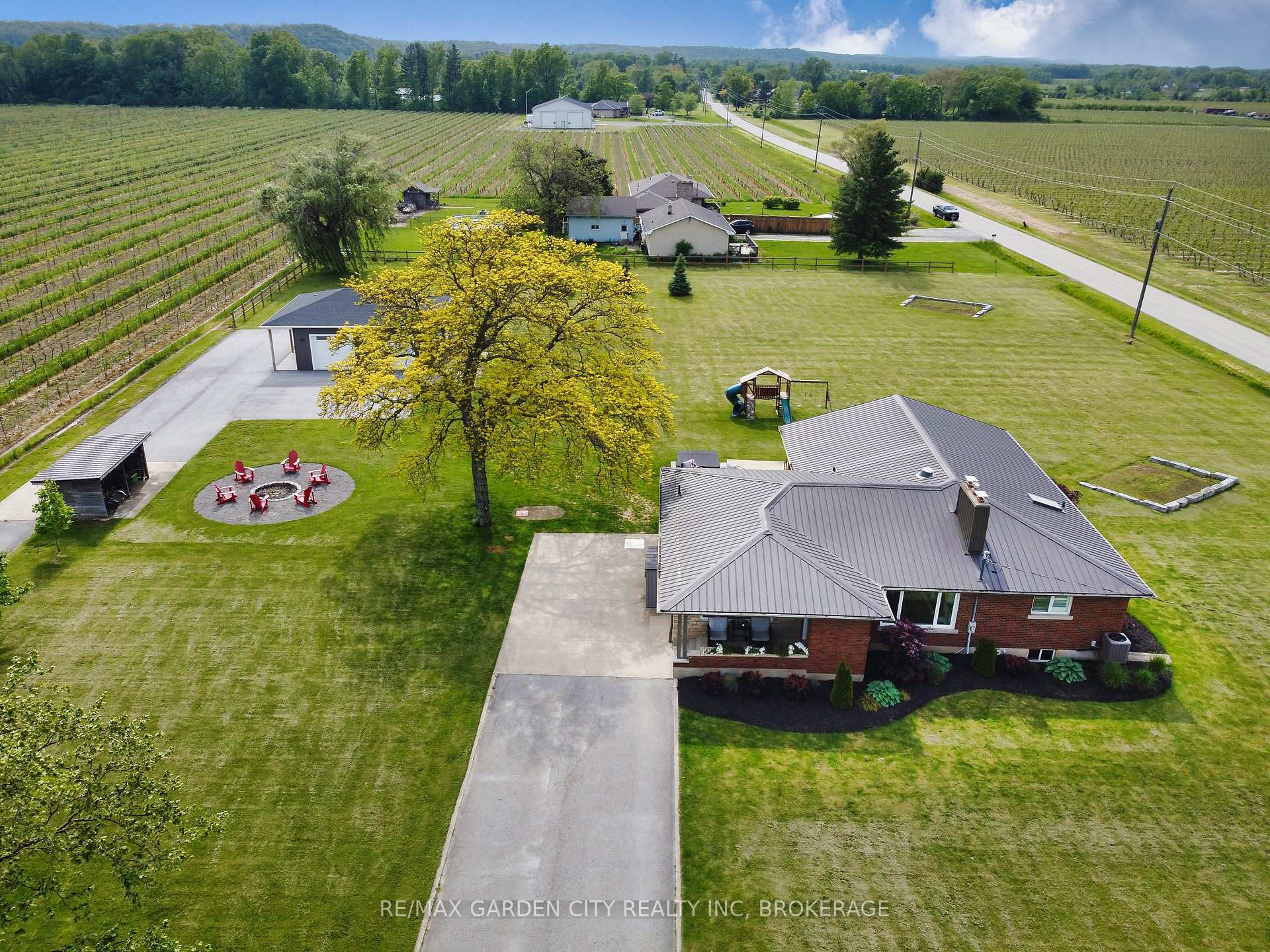 Photo 46 of 2783 Third Street, St. Catharines, Rural Eighth — HOMEH