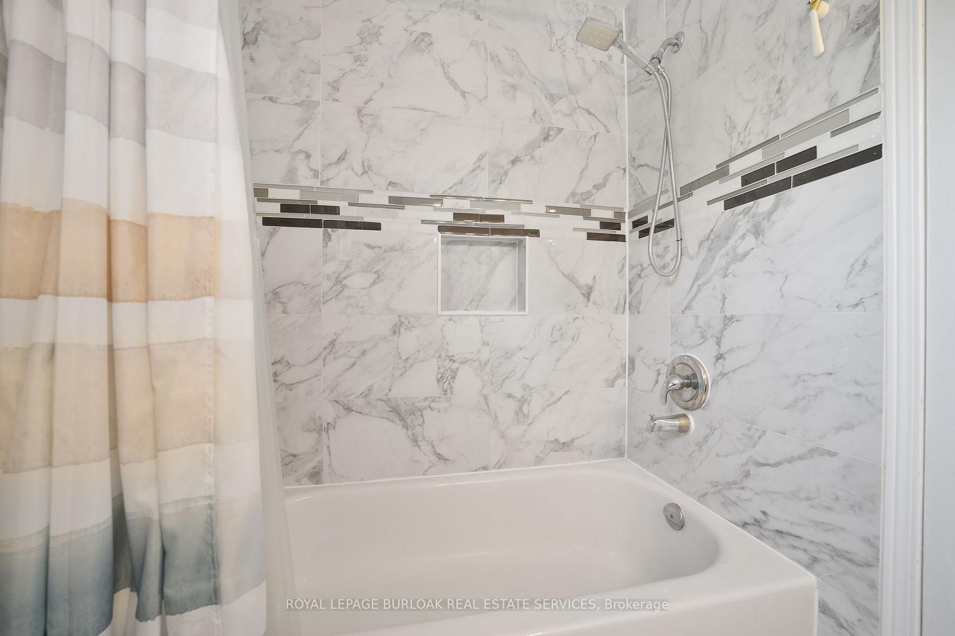 Photo 31 of 25 Jason Square, Brampton, Northgate — HOMEH
