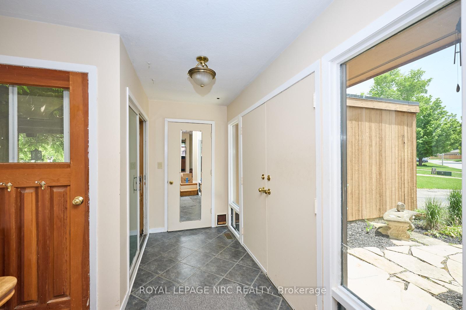 Photo 4 of 20 The Cedars, St. Catharines, Vine/Linwell — HOMEH