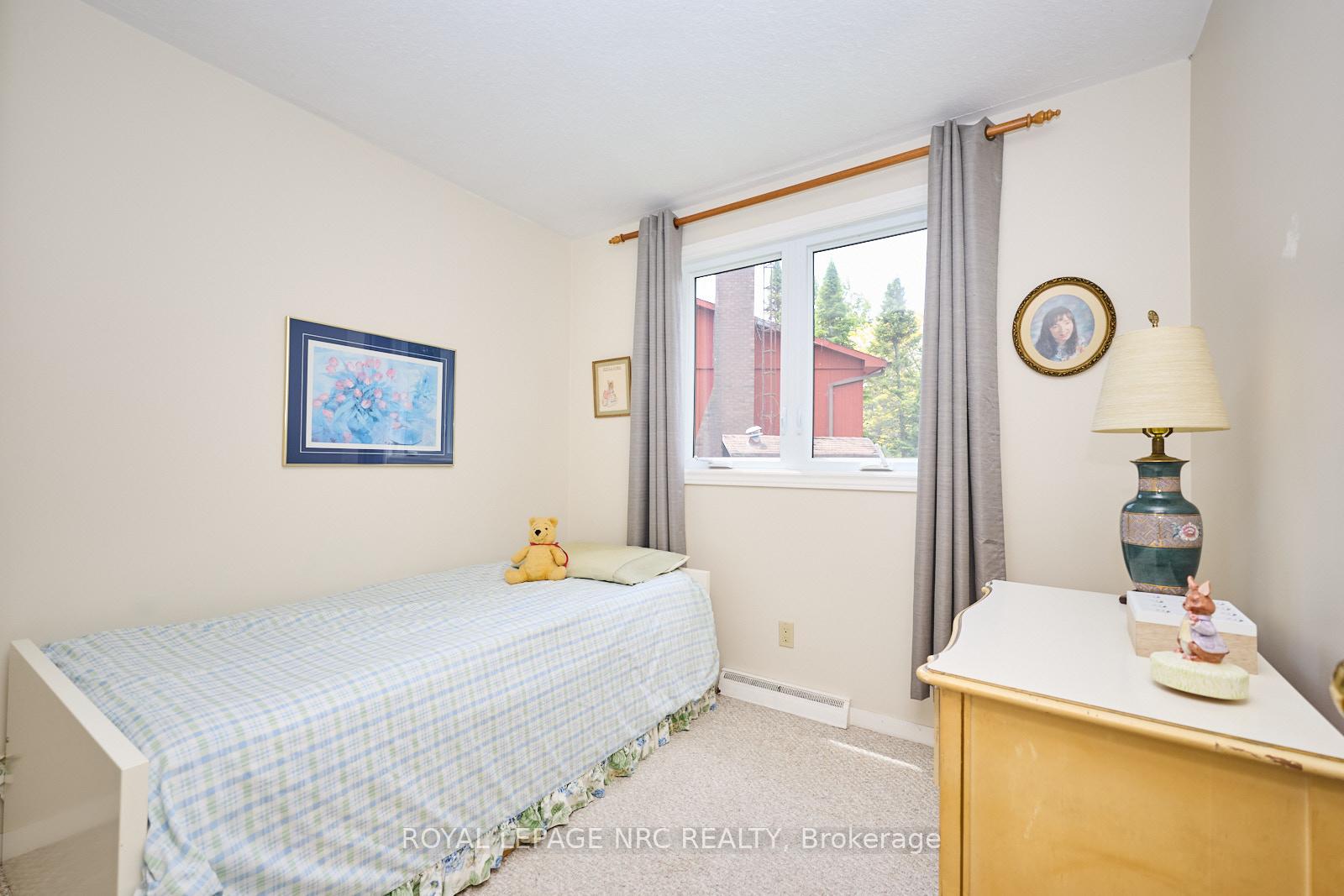 Photo 18 of 20 The Cedars, St. Catharines, Vine/Linwell — HOMEH