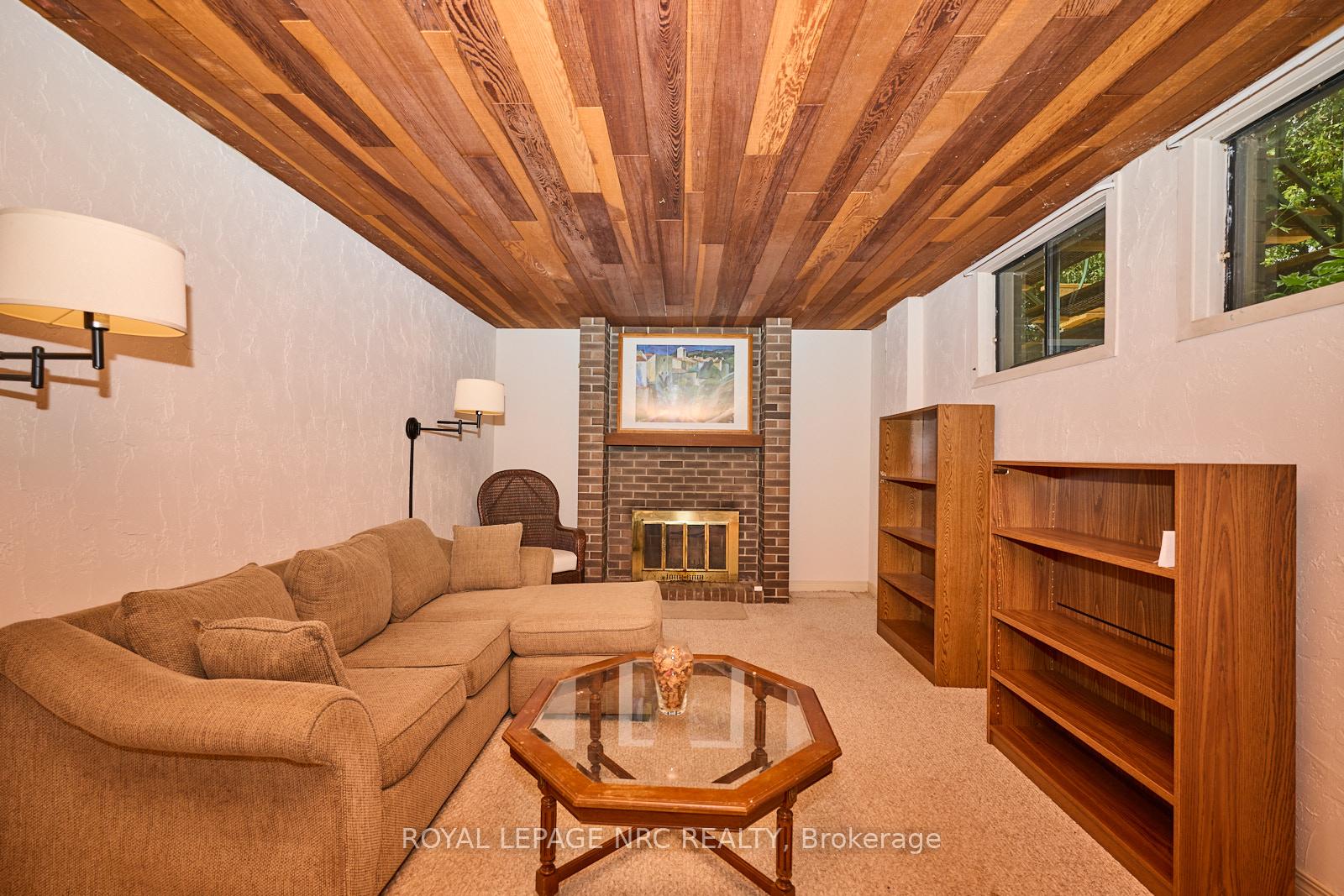 Photo 21 of 20 The Cedars, St. Catharines, Vine/Linwell — HOMEH