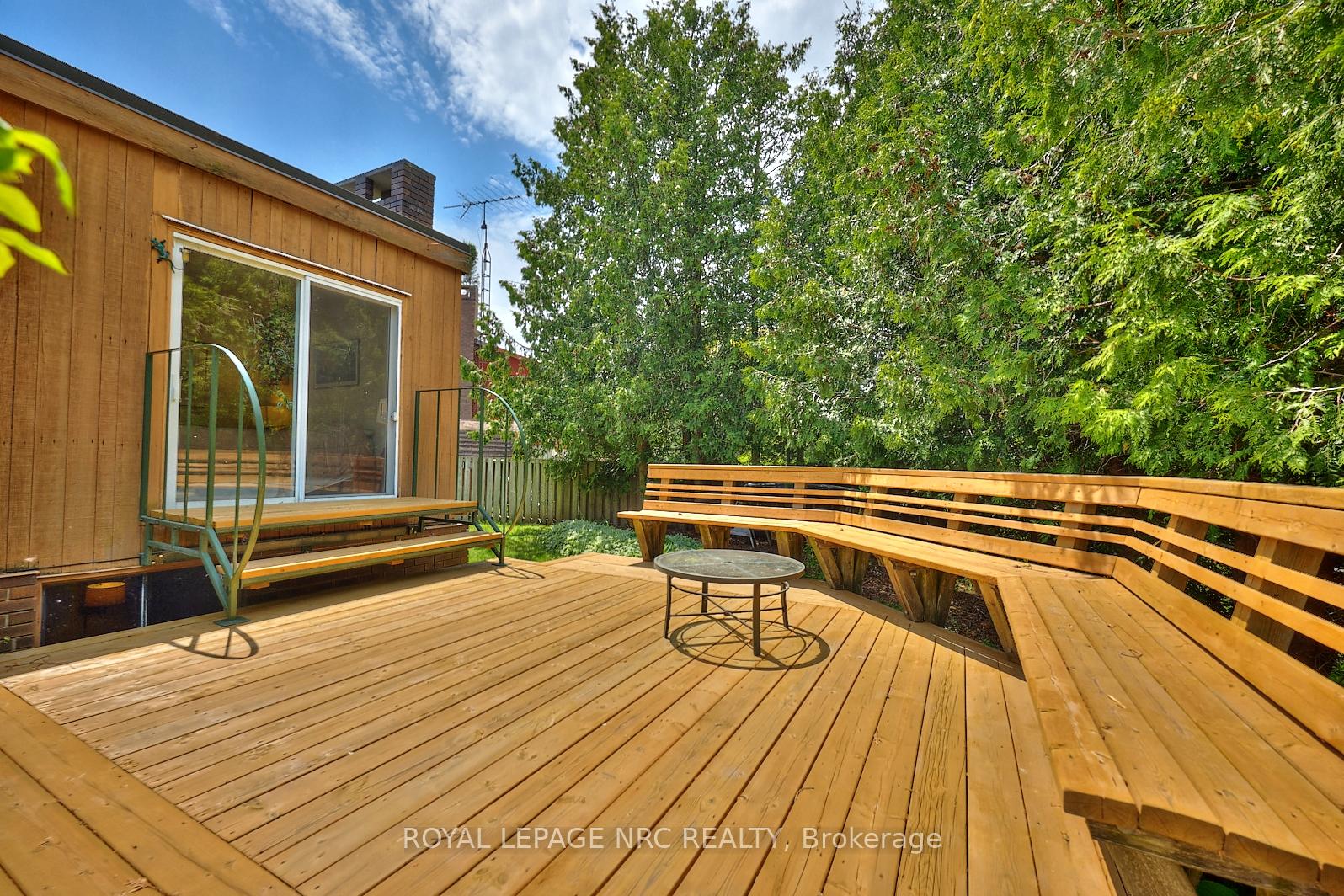 Photo 45 of 20 The Cedars, St. Catharines, Vine/Linwell — HOMEH