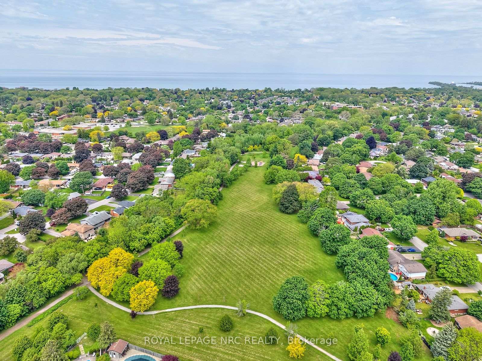 Photo 42 of 20 The Cedars, St. Catharines, Vine/Linwell — HOMEH