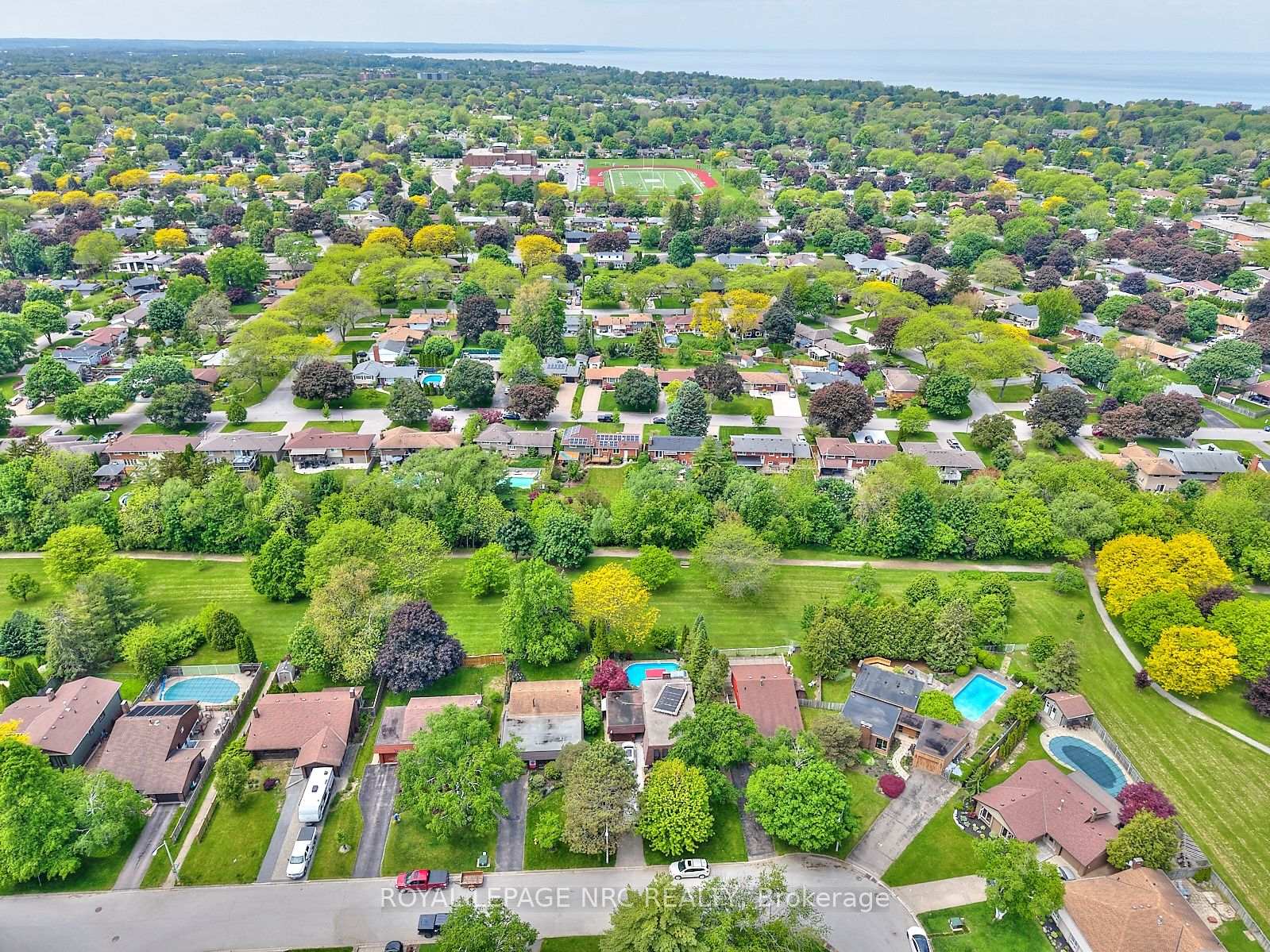 Photo 49 of 20 The Cedars, St. Catharines, Vine/Linwell — HOMEH