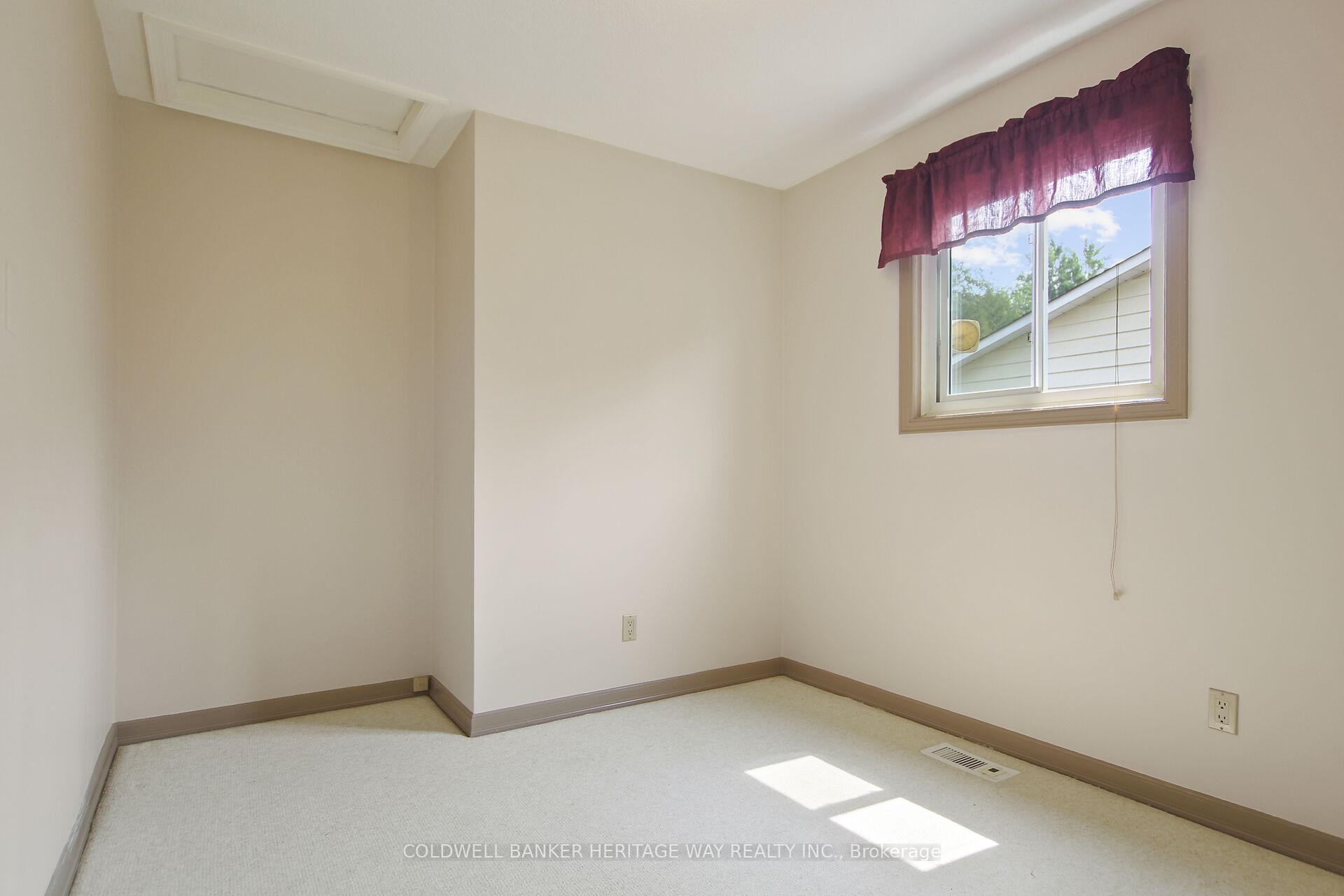 Photo 12 of 469 Joseph Street, Carleton Place — HOMEH