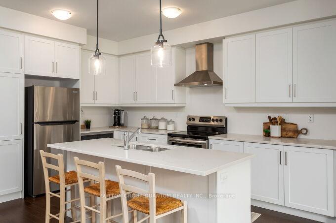 Photo 25 of 71 Bermondsey Way, Brampton, Bram West — HOMEH