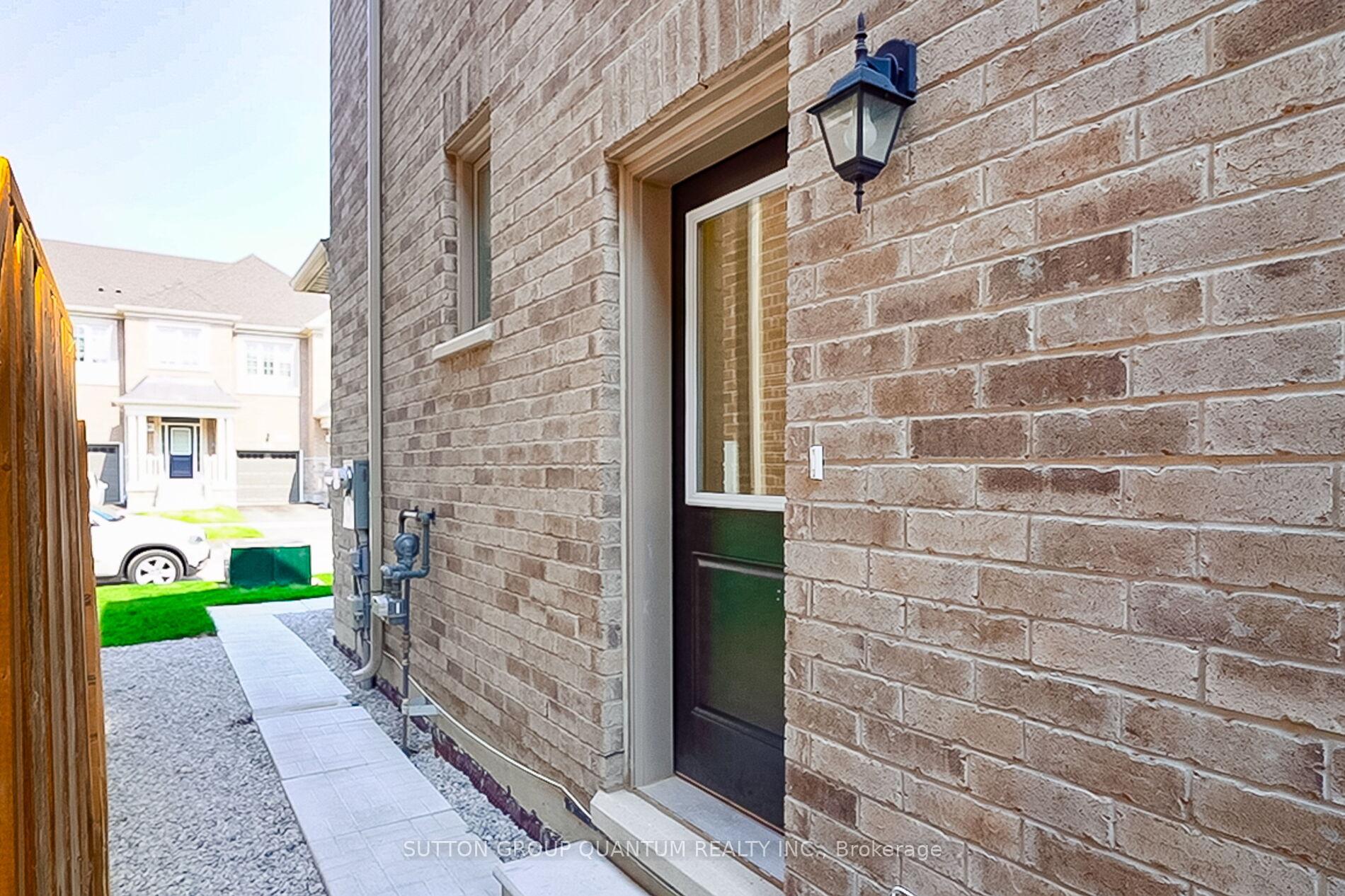 Photo 44 of 71 Bermondsey Way, Brampton, Bram West — HOMEH