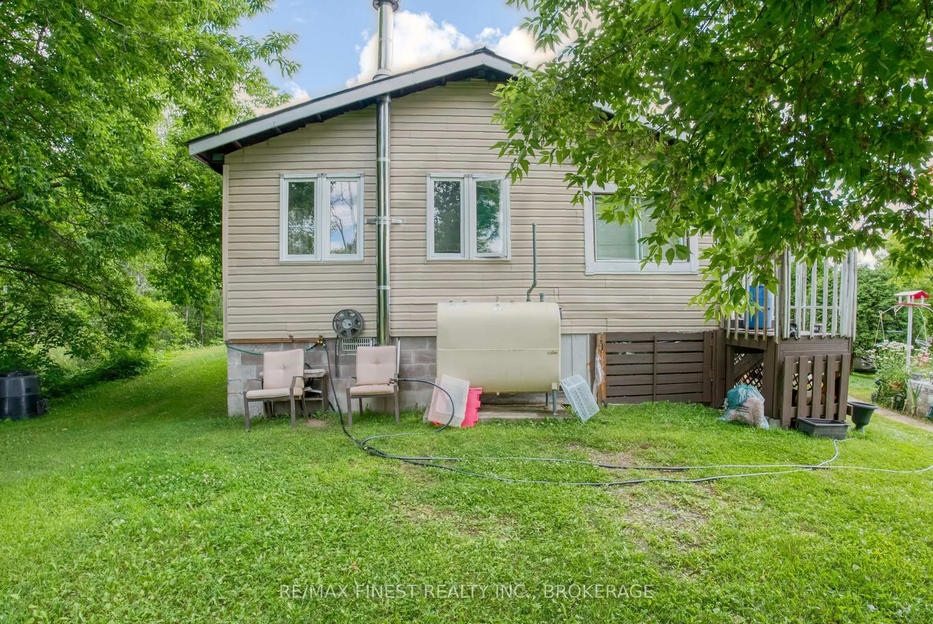Photo 4 of 30530 Highway 7, Frontenac, Frontenac Centre — HOMEH