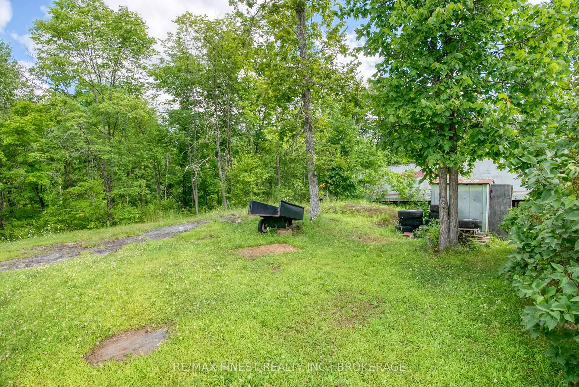 Photo 7 of 30530 Highway 7, Frontenac, Frontenac Centre — HOMEH