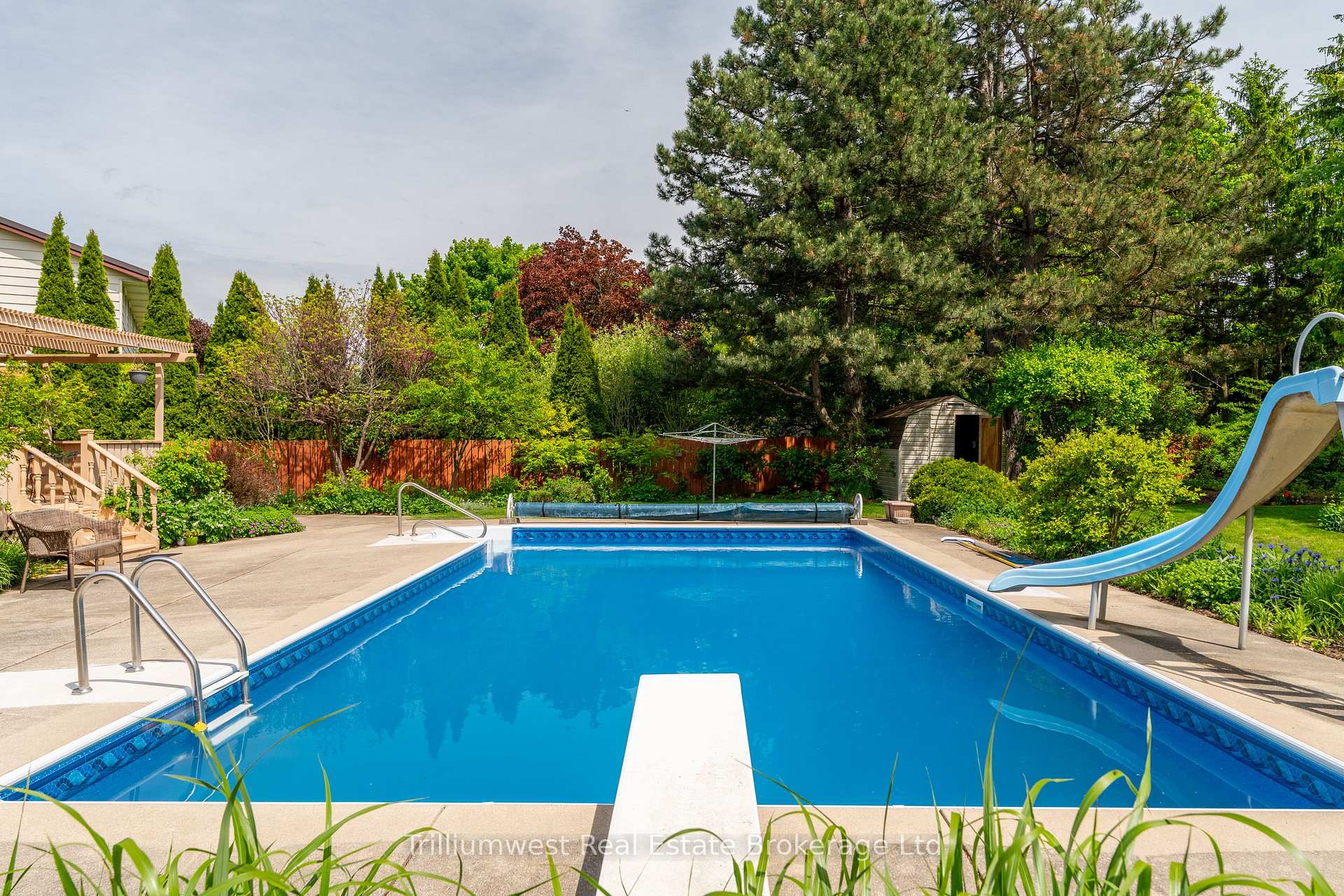 Photo 7 of 9 Latenda Place, Guelph, Kortright East — HOMEH