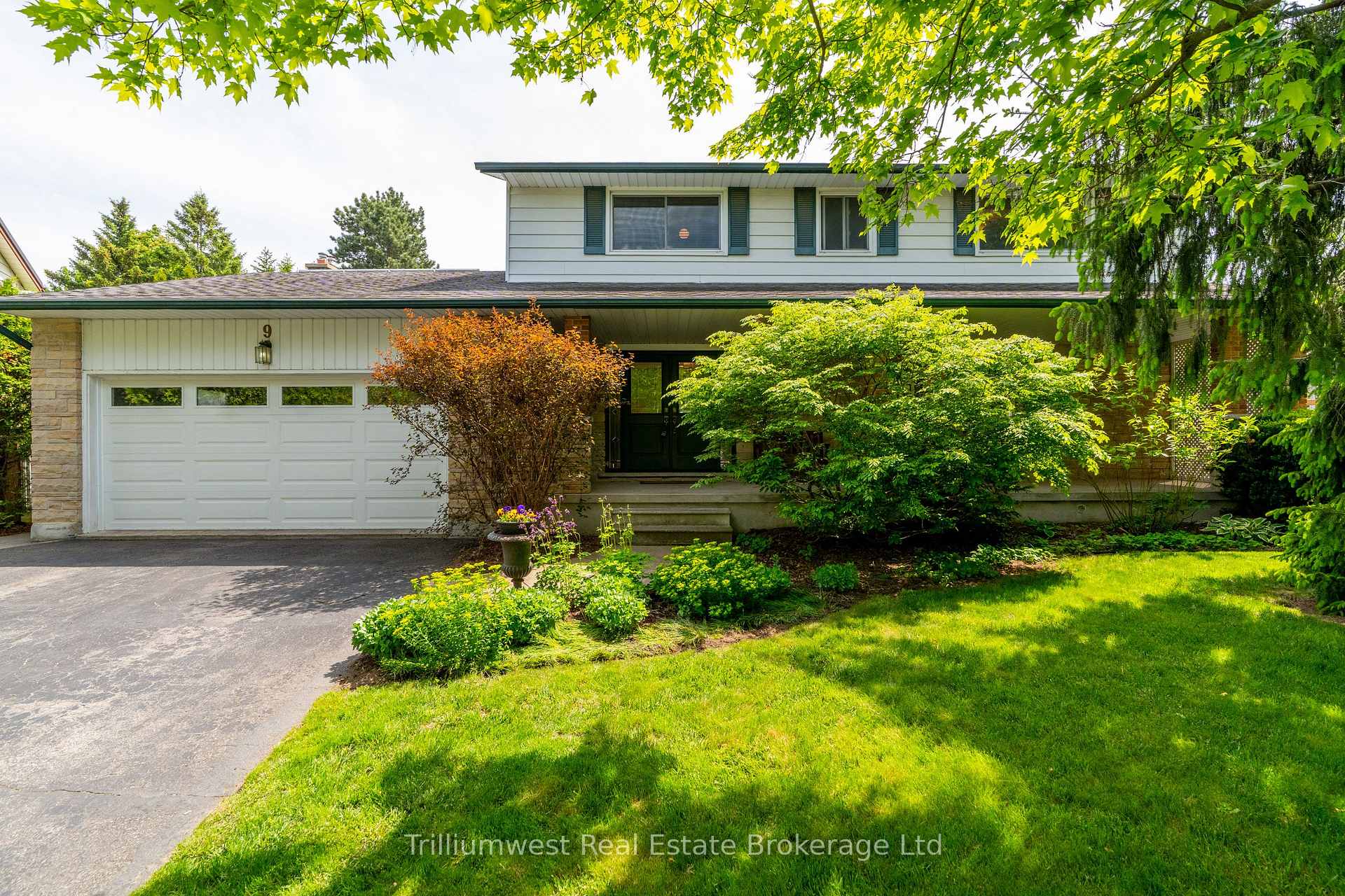 Photo 8 of 9 Latenda Place, Guelph, Kortright East — HOMEH