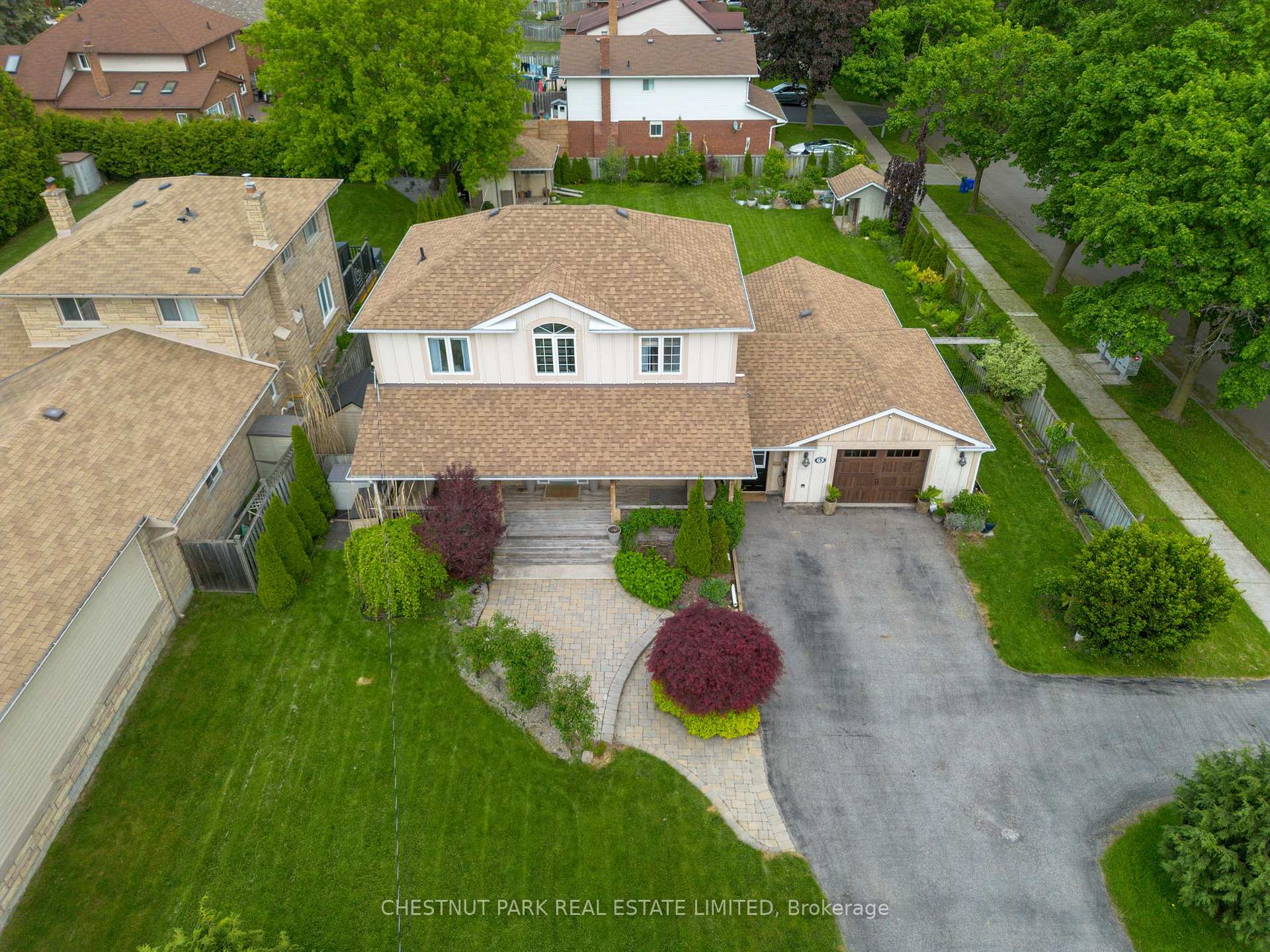 Photo 2 of 63 Garrard Road, Whitby, Blue Grass Meadows — HOMEH