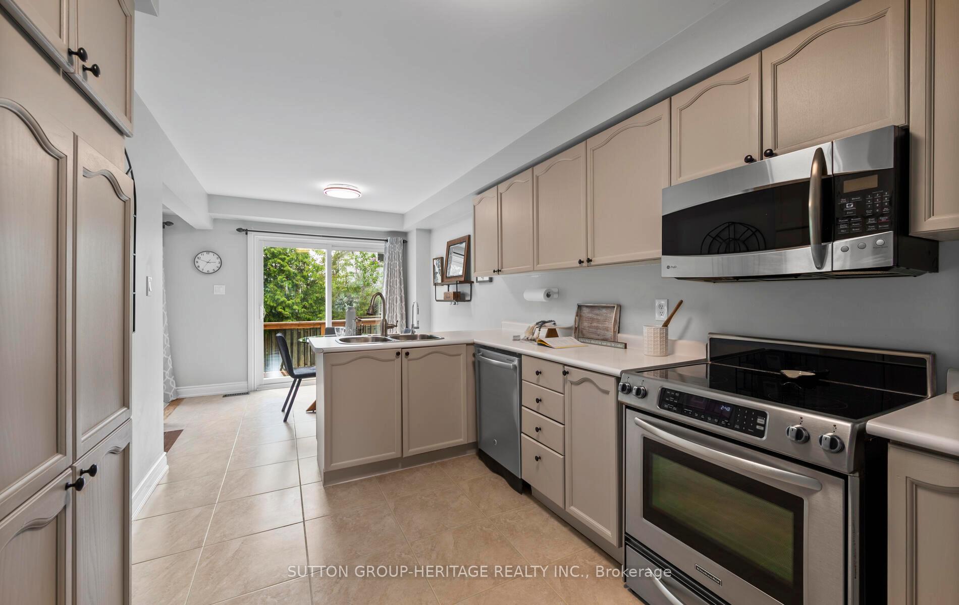 Photo 22 of 121 Poolton Crescent, Clarington, Courtice — HOMEH