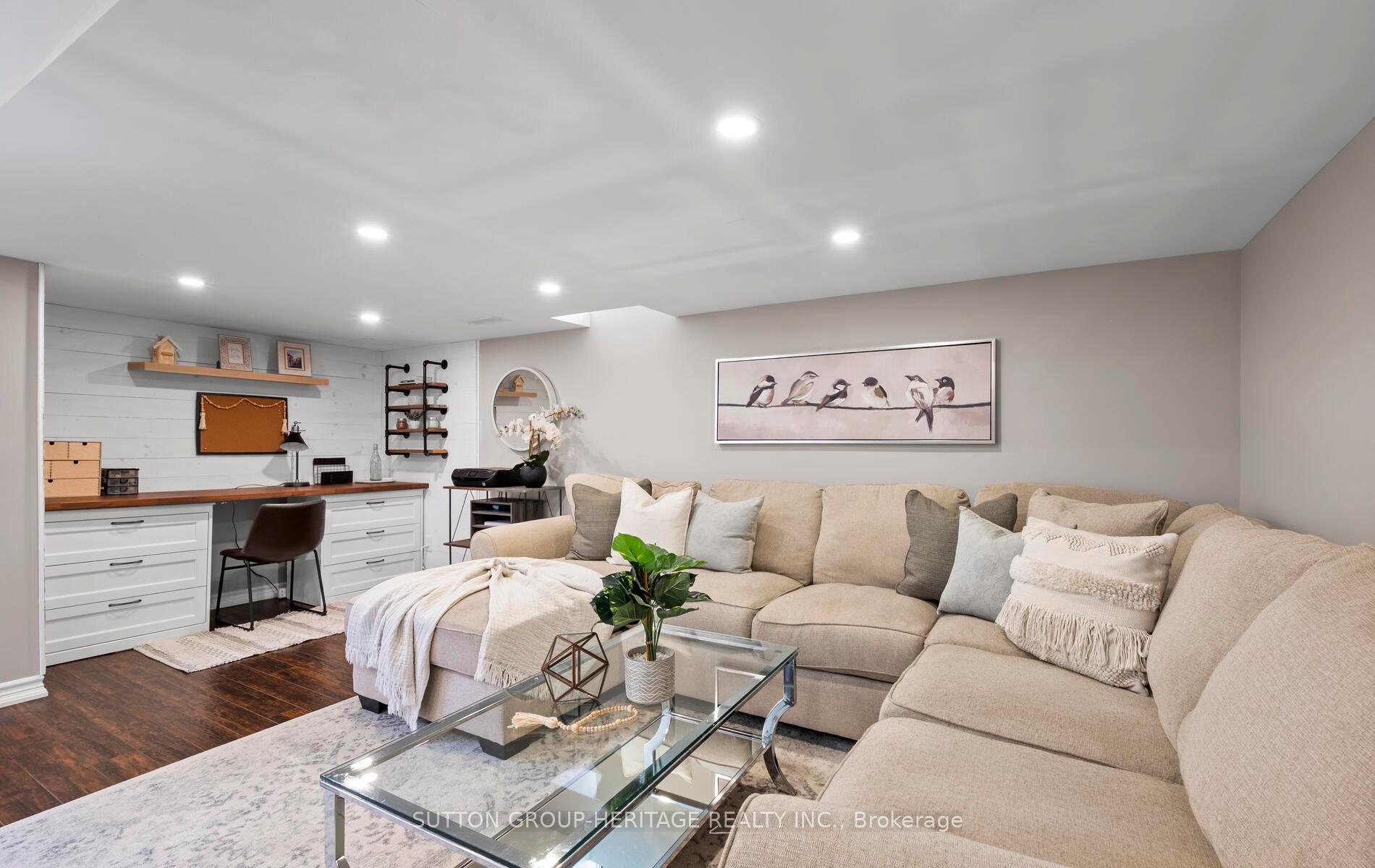 Photo 14 of 121 Poolton Crescent, Clarington, Courtice — HOMEH