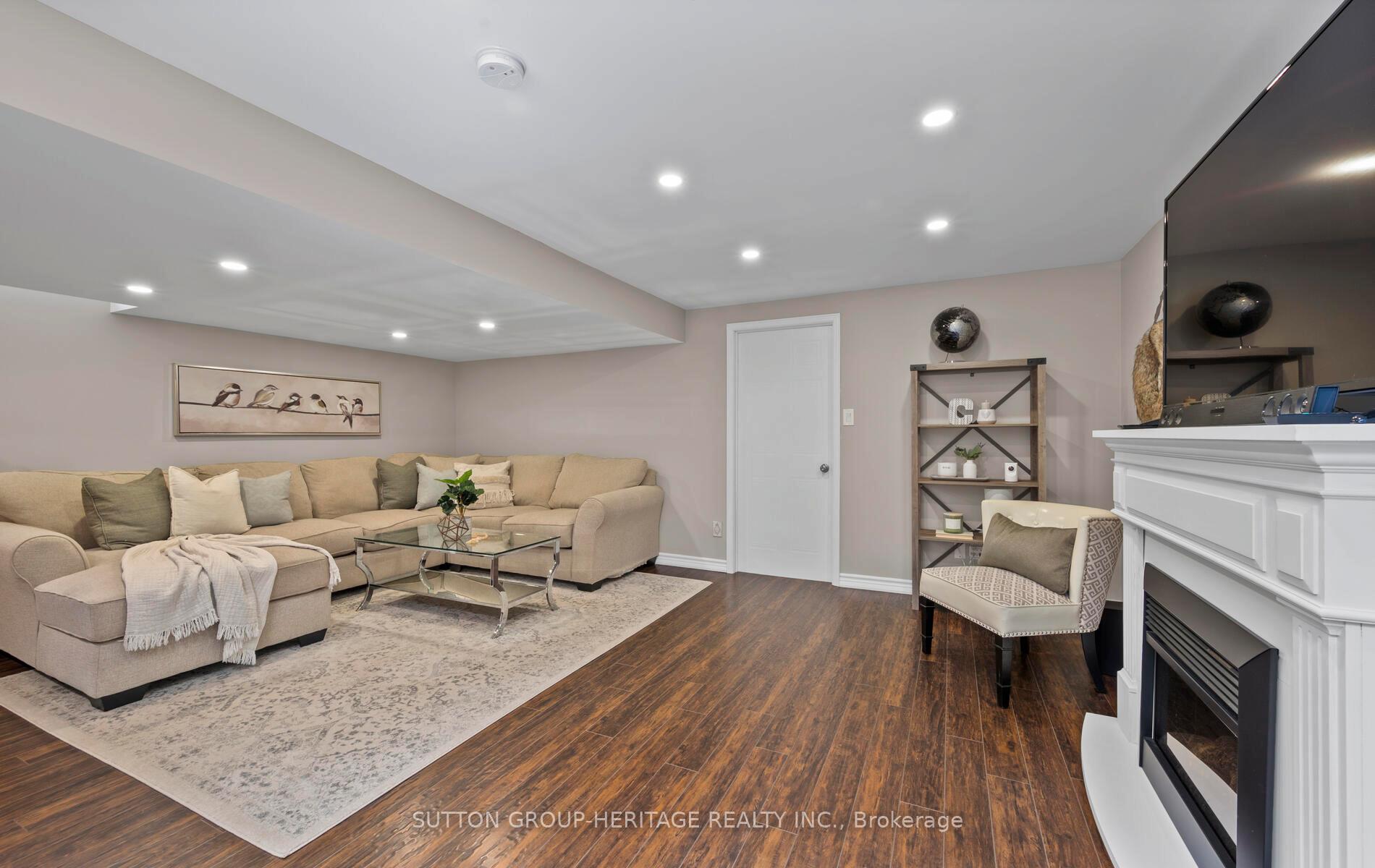 Photo 13 of 121 Poolton Crescent, Clarington, Courtice — HOMEH