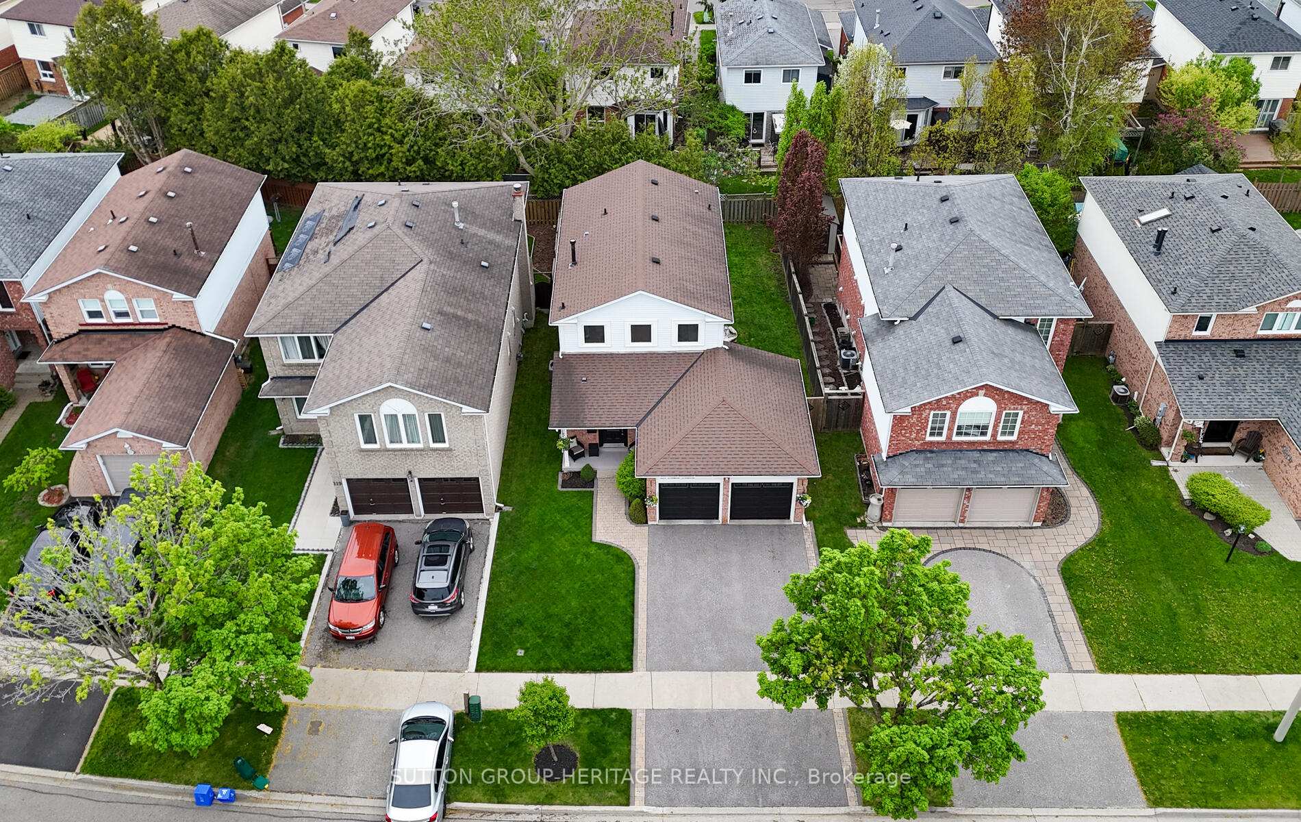 Photo 12 of 121 Poolton Crescent, Clarington, Courtice — HOMEH
