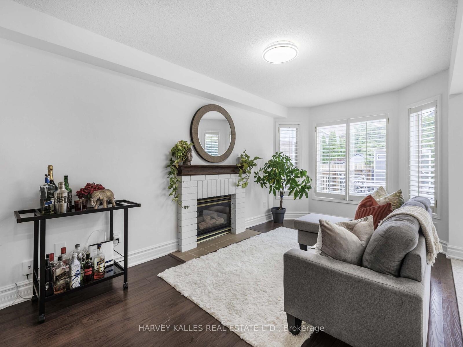 Photo 10 of 380 Delaney Drive, Ajax, Central — HOMEH