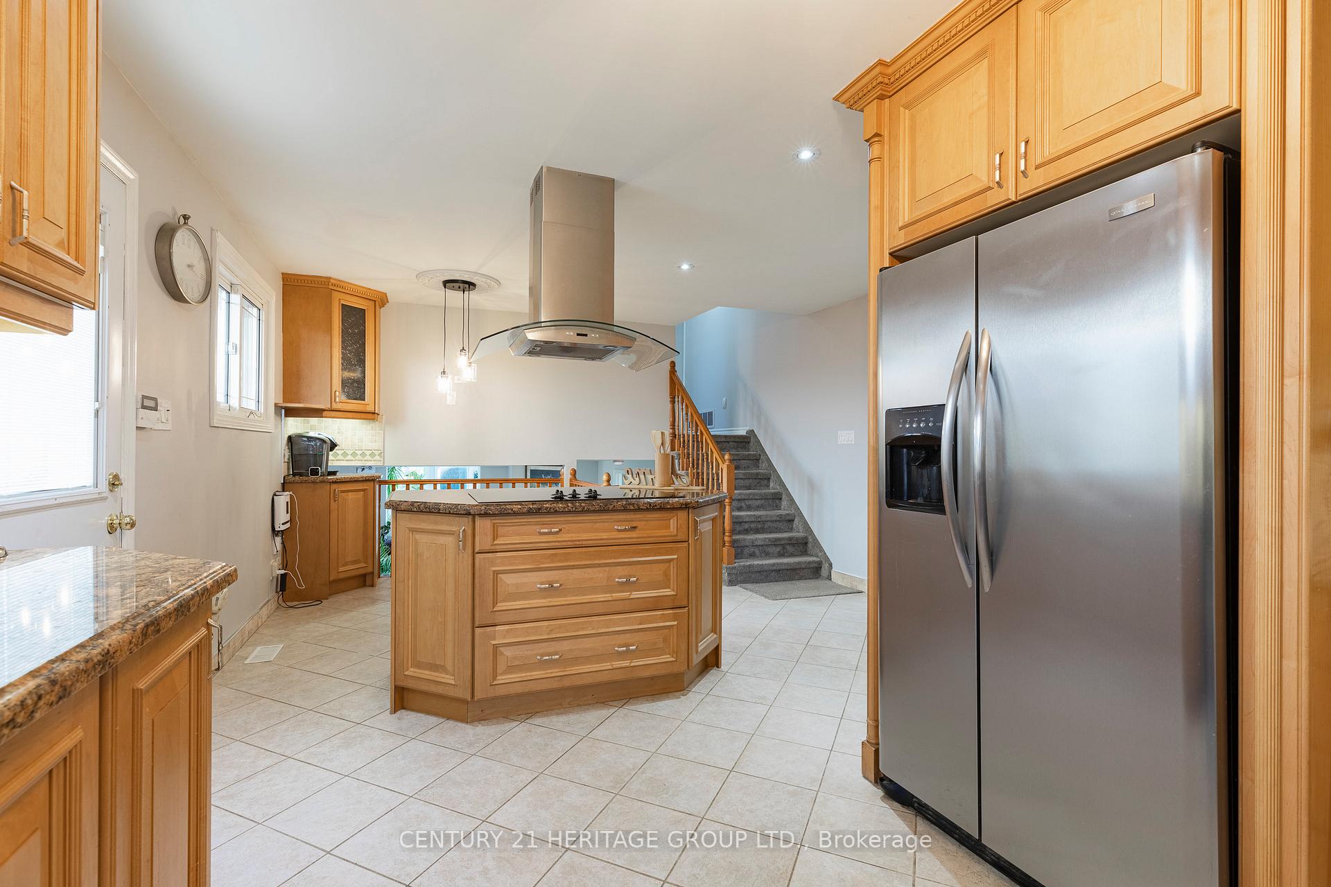 Photo 15 of 32 Audubon Street S, Hamilton, Stoney Creek — HOMEH