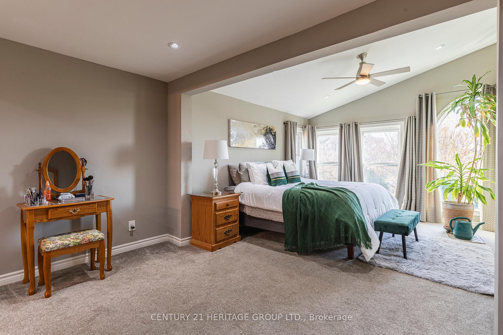 Photo 23 of 32 Audubon Street S, Hamilton, Stoney Creek — HOMEH