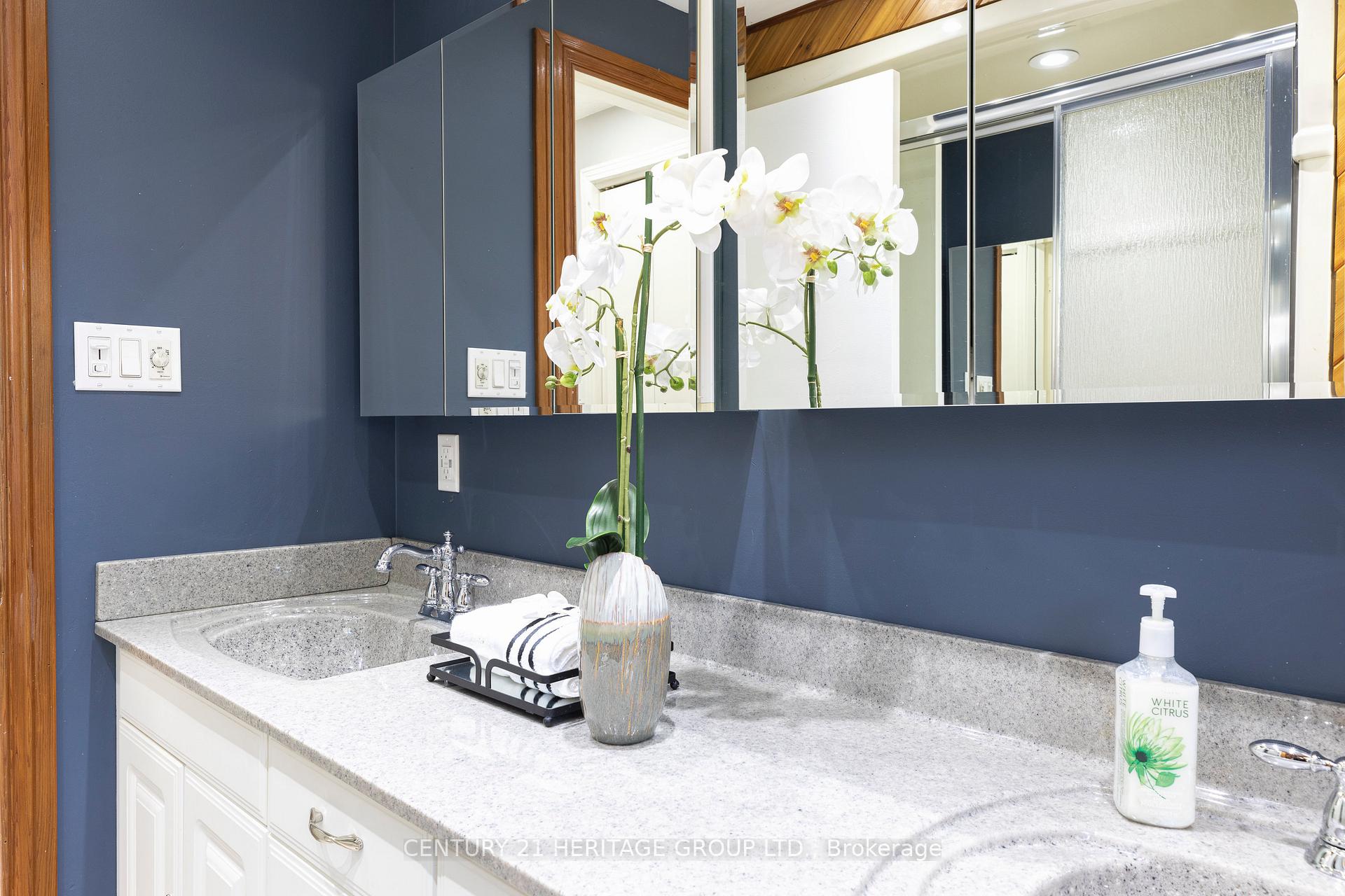 Photo 19 of 32 Audubon Street S, Hamilton, Stoney Creek — HOMEH