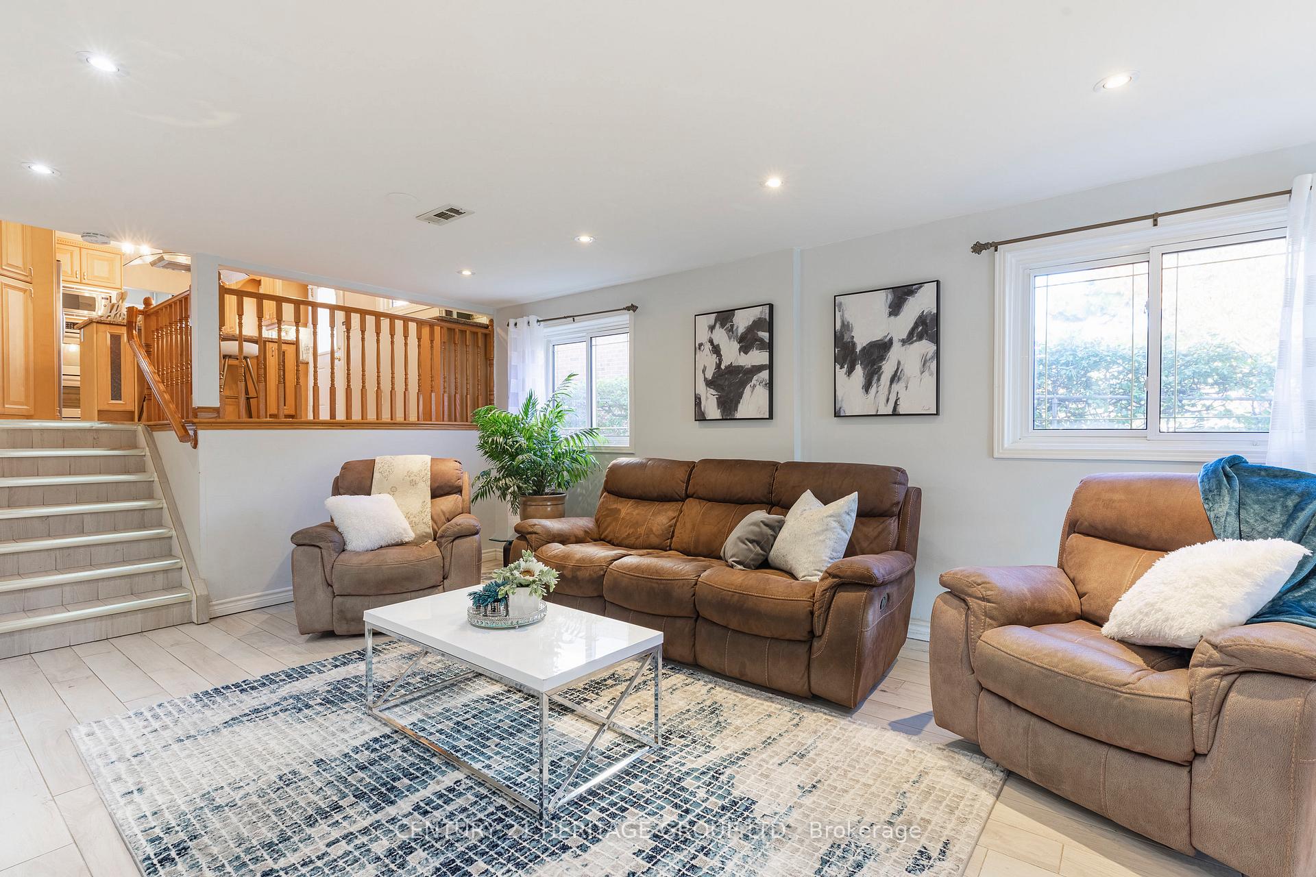 Photo 18 of 32 Audubon Street S, Hamilton, Stoney Creek — HOMEH