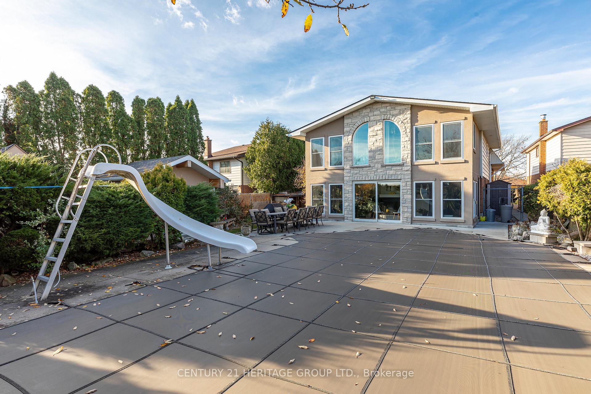 Photo 43 of 32 Audubon Street S, Hamilton, Stoney Creek — HOMEH