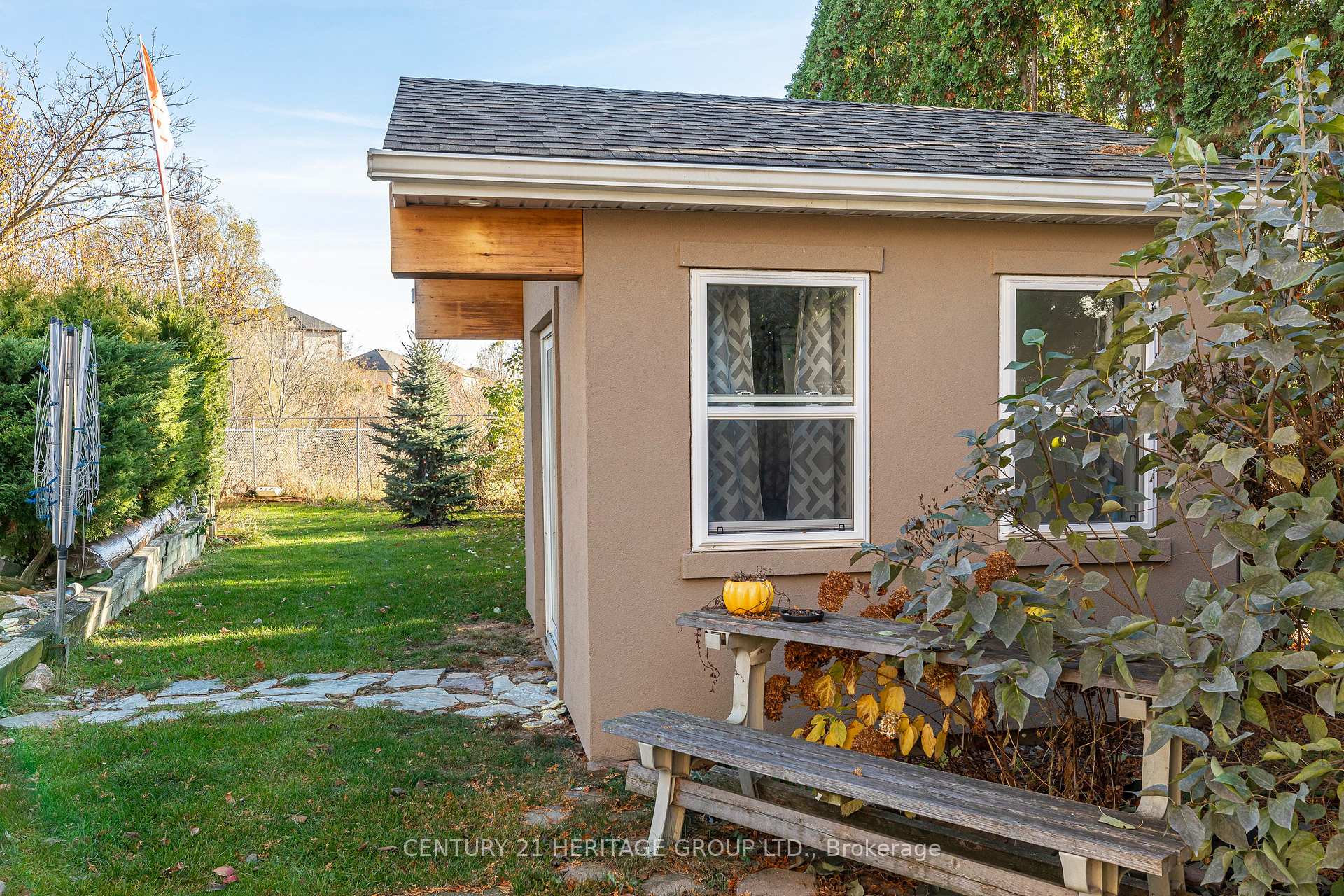 Photo 48 of 32 Audubon Street S, Hamilton, Stoney Creek — HOMEH