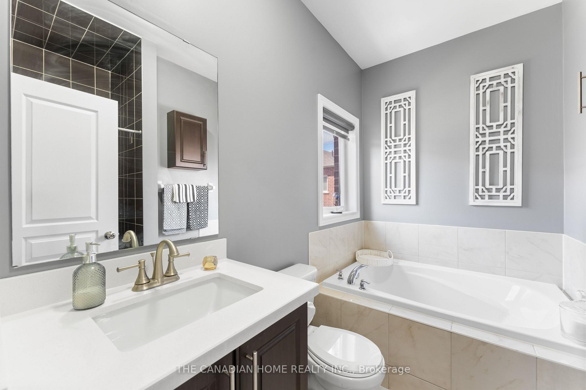 Photo 29 of 27 Exhibition Crescent, Brampton, Northwest Brampton — HOMEH