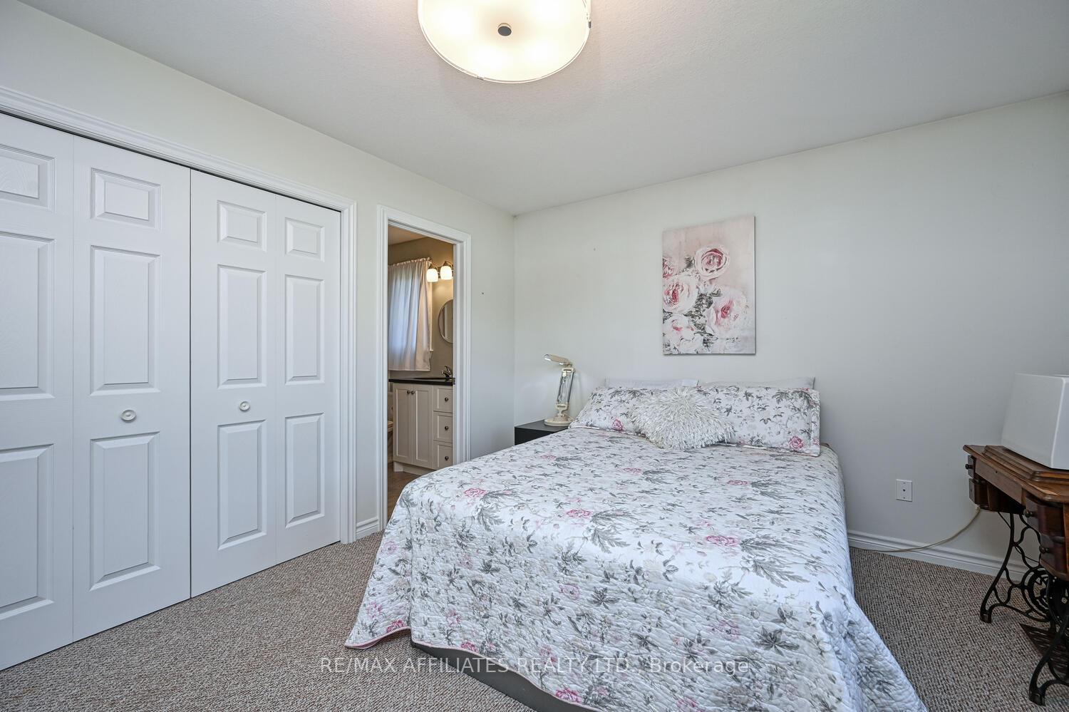 Photo 21 of 28 Lee Avenue, Smiths Falls — HOMEH