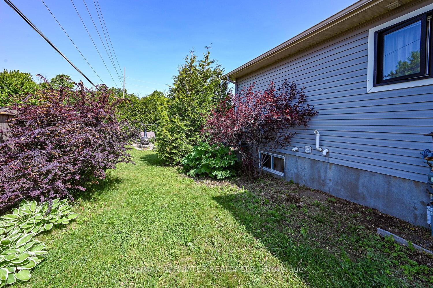 Photo 27 of 28 Lee Avenue, Smiths Falls — HOMEH